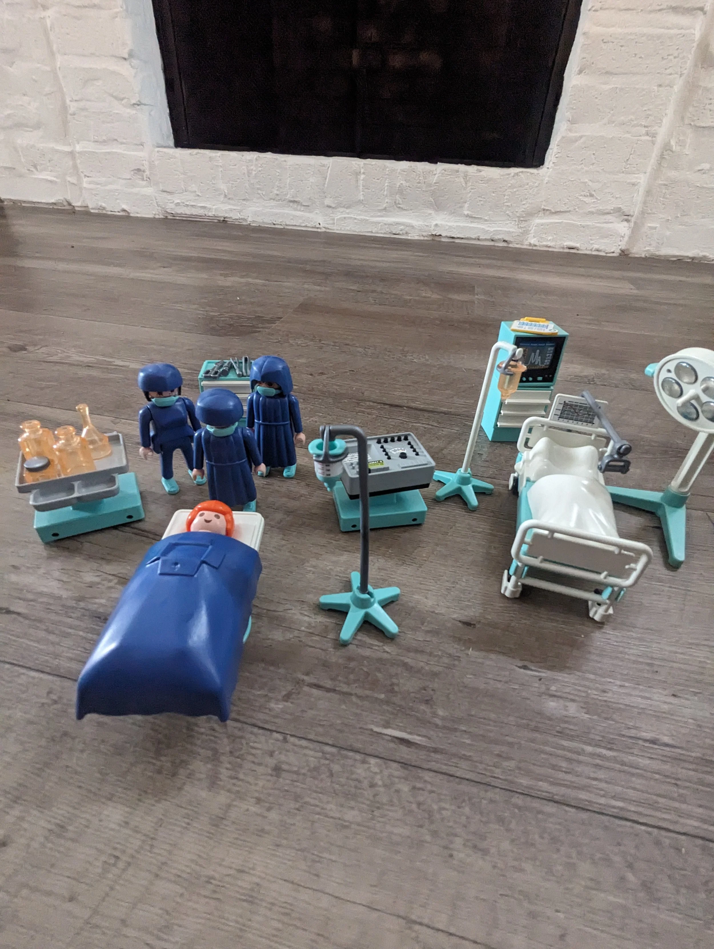 play mobil OR.jpg