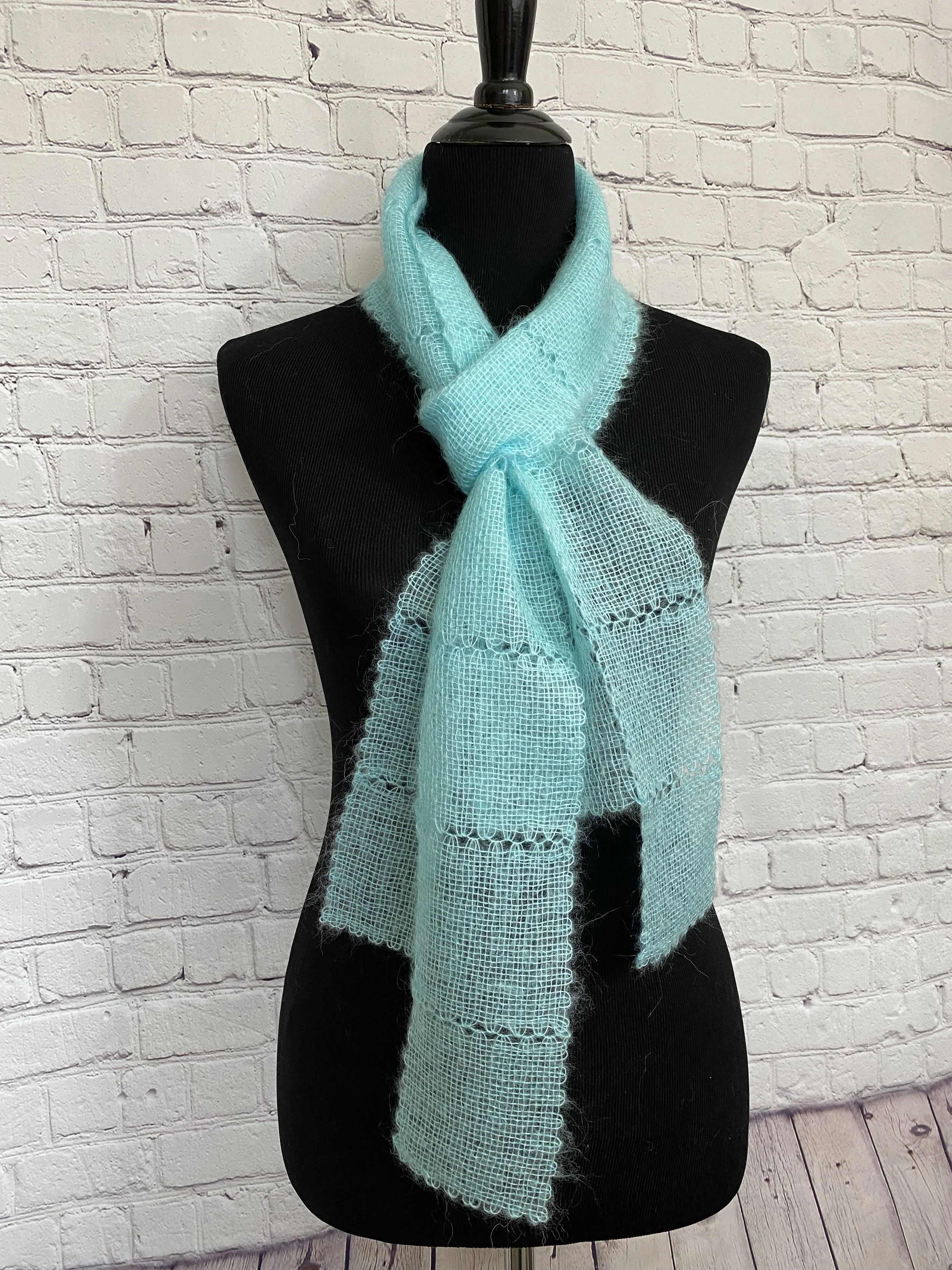PinLoomScarf.jpeg