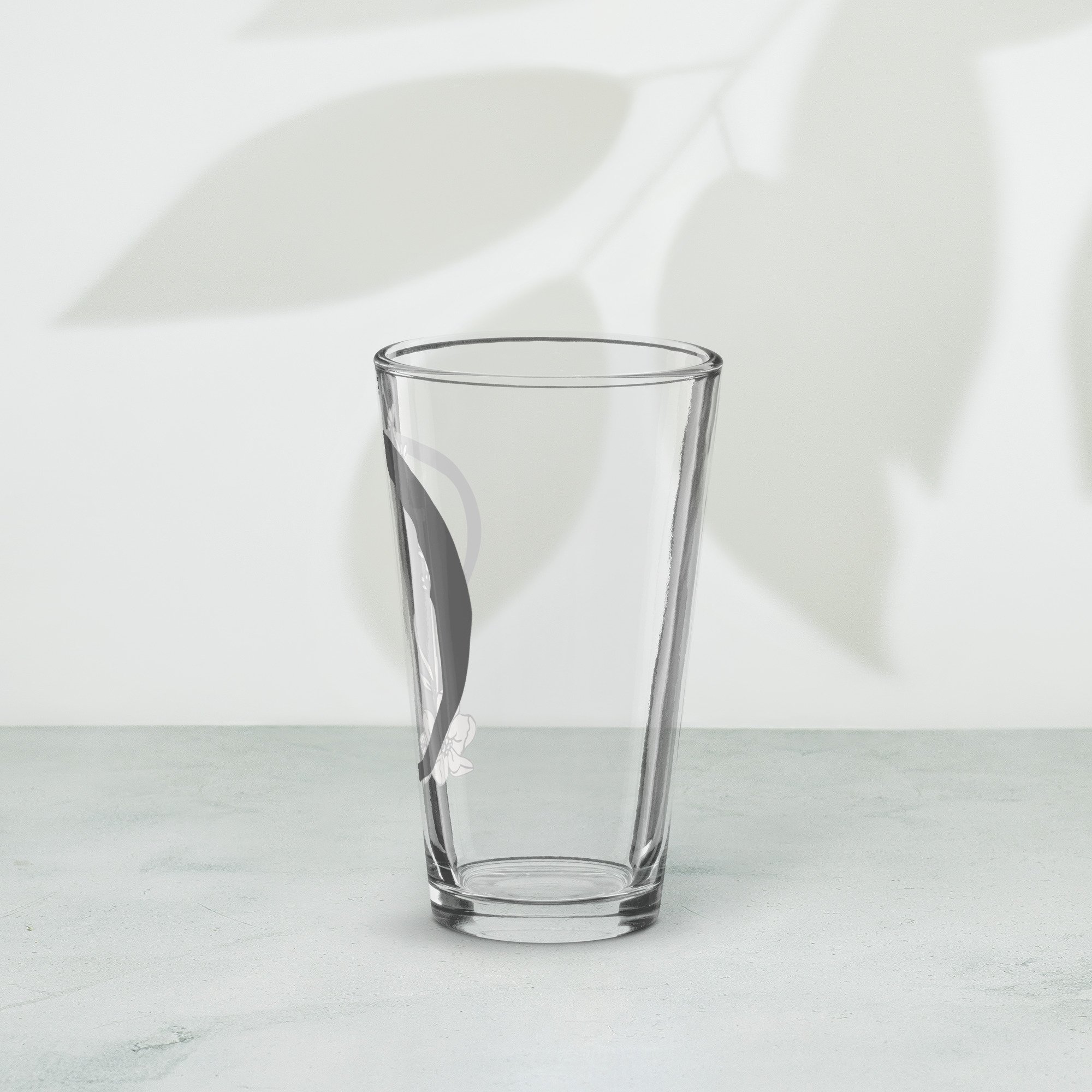 shaker-pint-glass-(16-oz)-16-oz-left-67a4086cdadeb.jpg