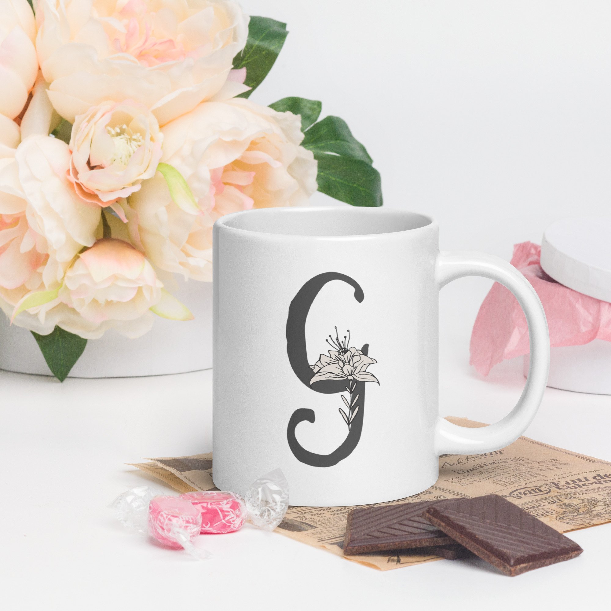 white-glossy-mug-white-20-oz-handle-on-right-67a570e44a8ae.jpg