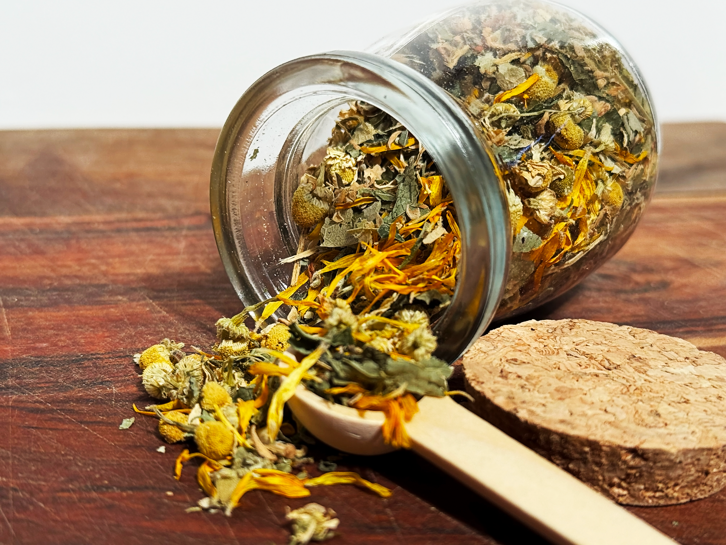 Sweet Meadow — Soothing Honey-Floral Herbal Tea