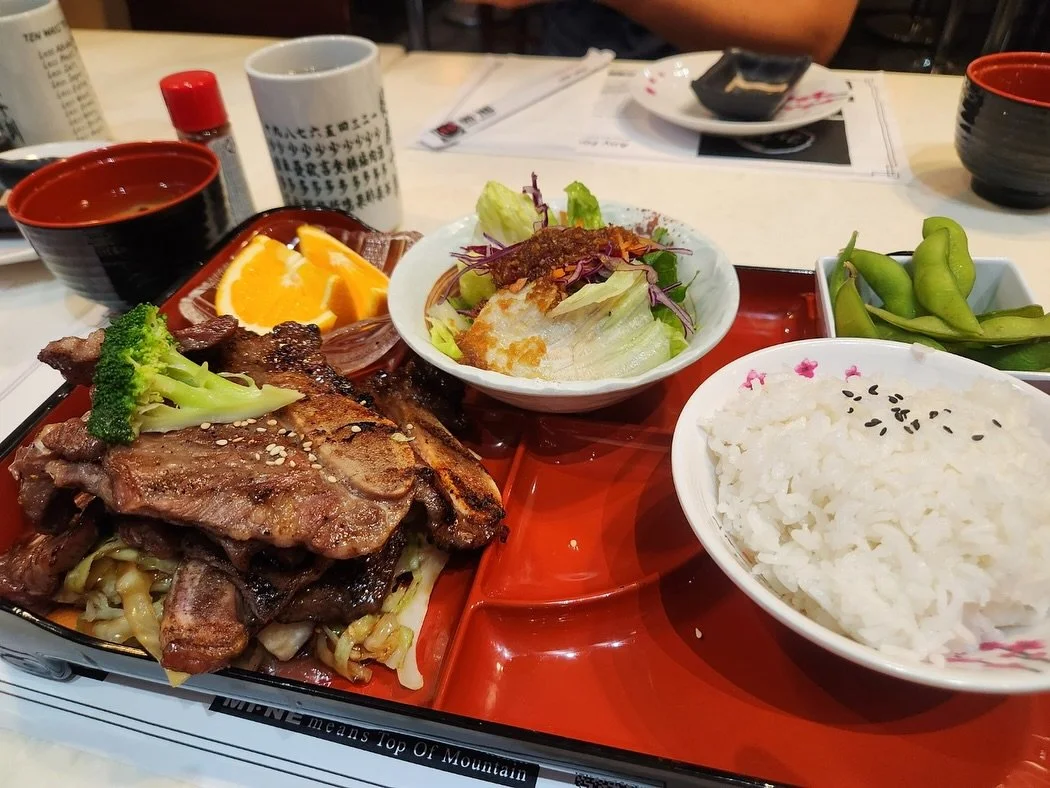 flavours of the week 😋

On Display:
Kalbi Lunch Bento Box 🍖
Chu-Toro Donburi w/ MI&bull;NE Oyster Udon 🥢 

Dine In, Takeout &amp; Catering
📍 8865 Woodbine Avenue, Markham, L3R 5G1
📞 (905) 470-1688
🍱 Lunch | 11:30am - 3pm 

#sushi #sushilovers #