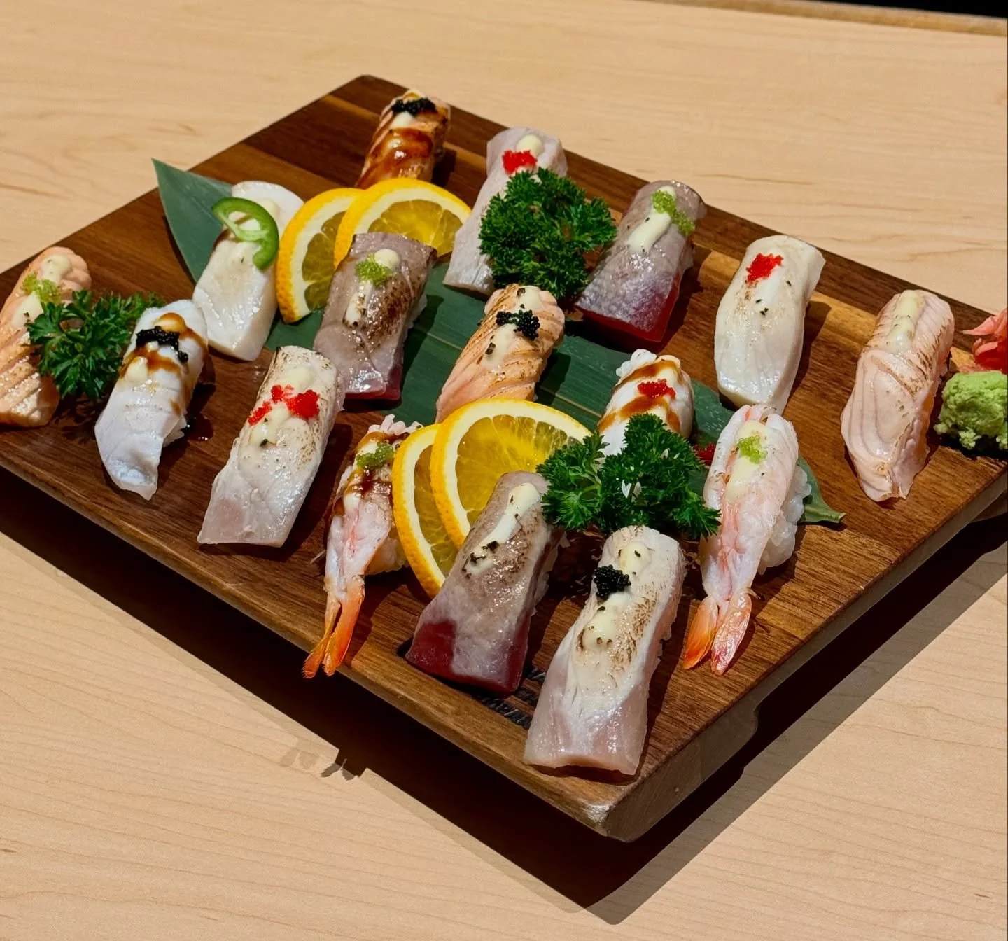 sushi sets better than the rest 🍣🍱
.
.
On Display:
Omakase Set A
Omakase Set B
Omakase Set D
Torched Set B
Torched Set A

#sushi #sushilovers #sushilover #sushitime #sushiroll #sushi🍣 #sushitime🍣 #food #foodstagram #instafood #foodie #foodies #au