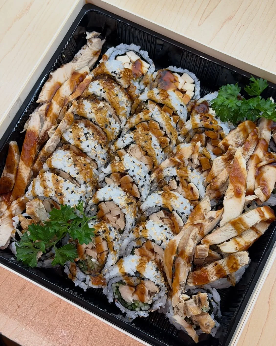 no seafood, no problem.

our whole menu is worth a taste 🥢

Dine In, Takeout &amp; Catering
📍 8865 Woodbine Avenue, Markham, L3R 5G1
📞 (905) 470-1688
🍱 Lunch | 11:30am - 3pm 

#chickenteriyakiroll #minesushimarkham #sushi #makiroll #japanesecuisi