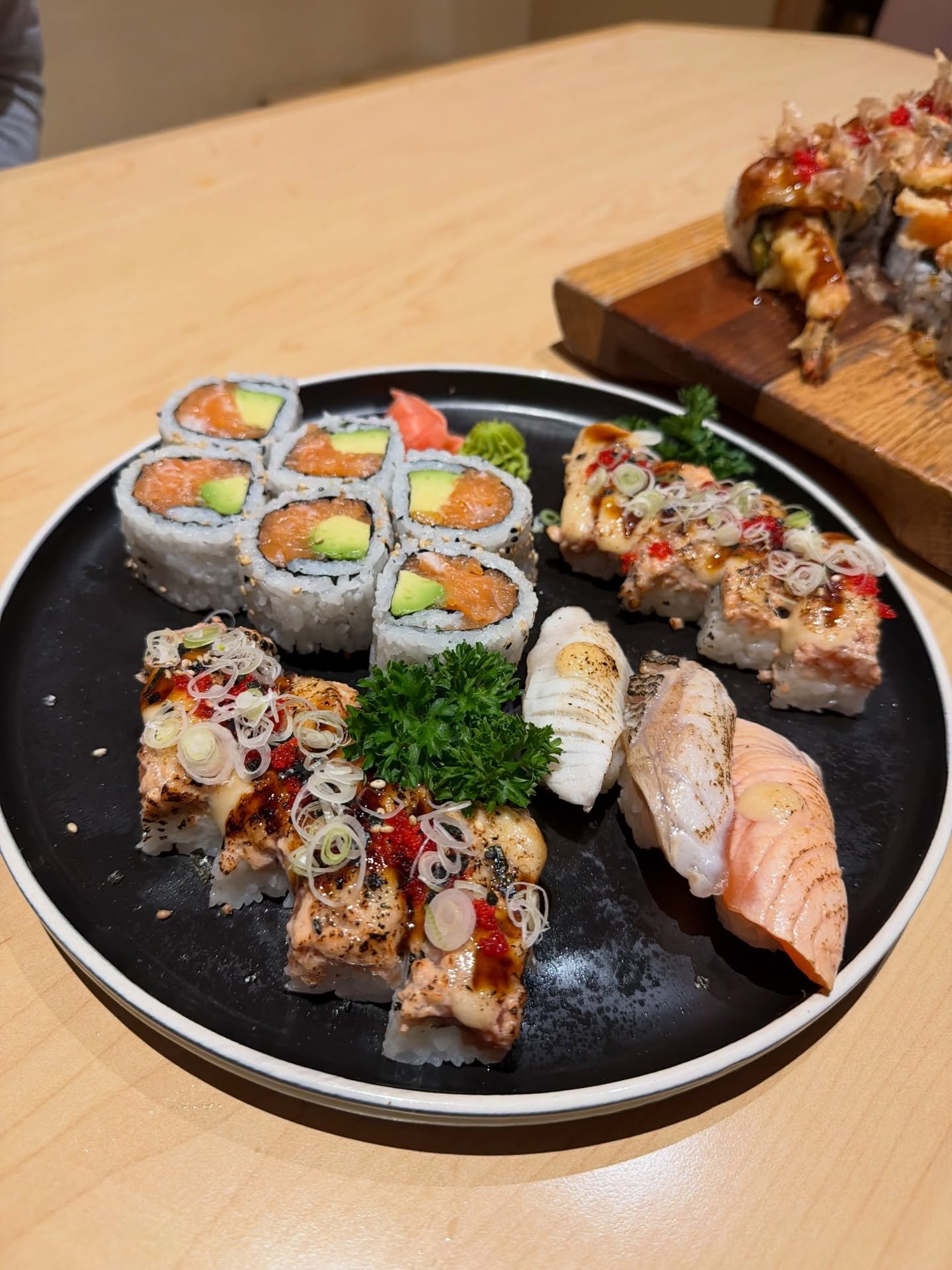 you and who? 👀 

tag that special someone you&rsquo;re gonna celebrate Valentine&rsquo;s Day this Sunday 💌

open for reservations, save the date with us! ❤️

Dine In, Takeout &amp; Catering
📍 8865 Woodbine Avenue, Markham, L3R 5G1
📞 (905) 470-168