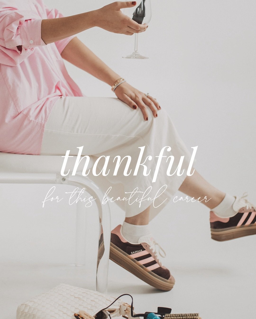 Happy Thanksgiving, babes 🫶🏻

I hope everyone takes the time to reflect on the year you&rsquo;ve had, set some goals for yourself for next year, eat lots of yummy food, and hug your loved ones. 

Cheers 🥂