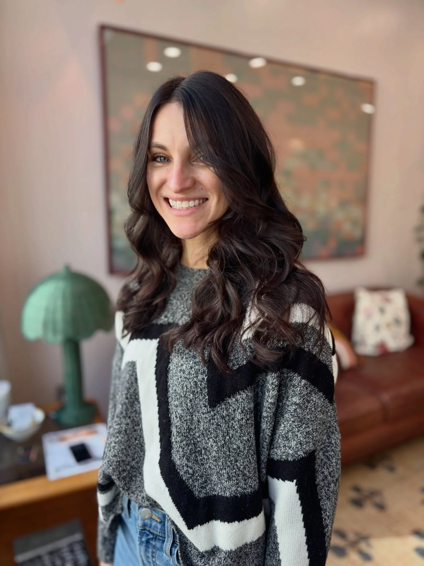 Roses are red 🌹
Violets are blue 💙
I&rsquo;ll be at @thebeautyboostcolumbus Galentine&rsquo;s Glam n Glow, will you? 💕

Galentine&rsquo;s is on 2/18 and you can still snag a ticket; lmk if you want one and I&rsquo;ll send you a link. I&rsquo;ll be