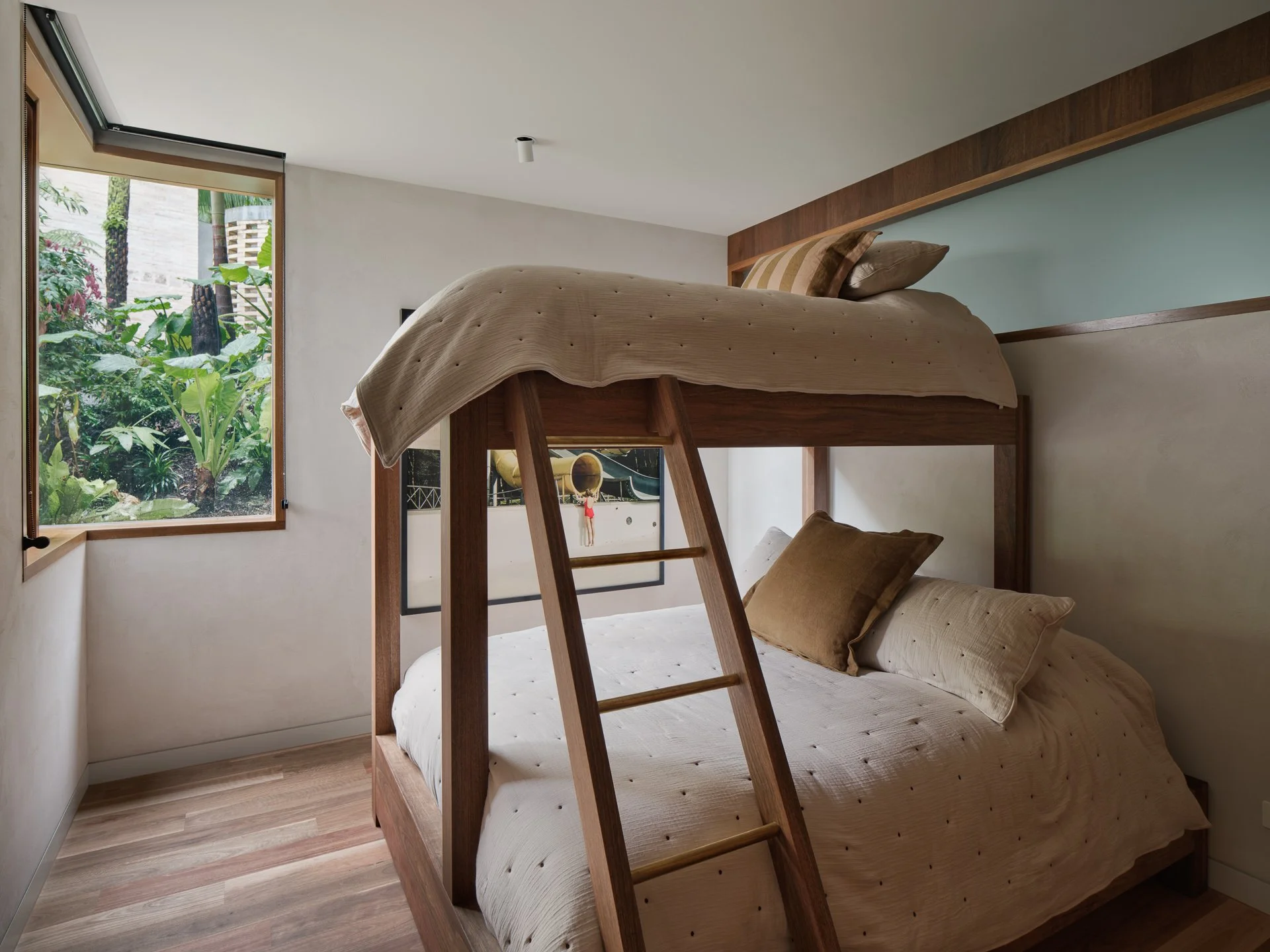 Copy of Este bed 3.jpg