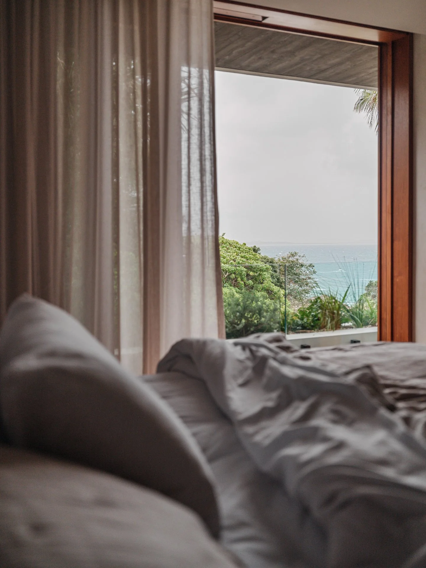 Este bed feature.jpg
