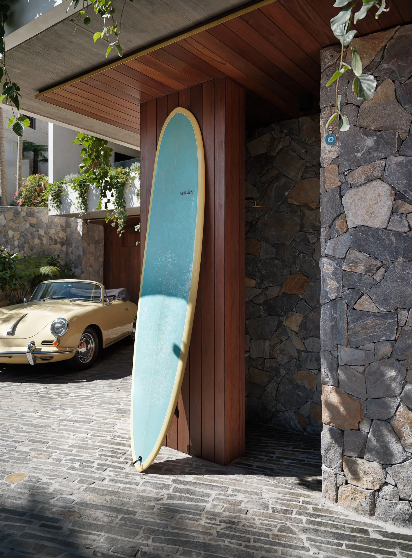 Este surfboard feature.jpg