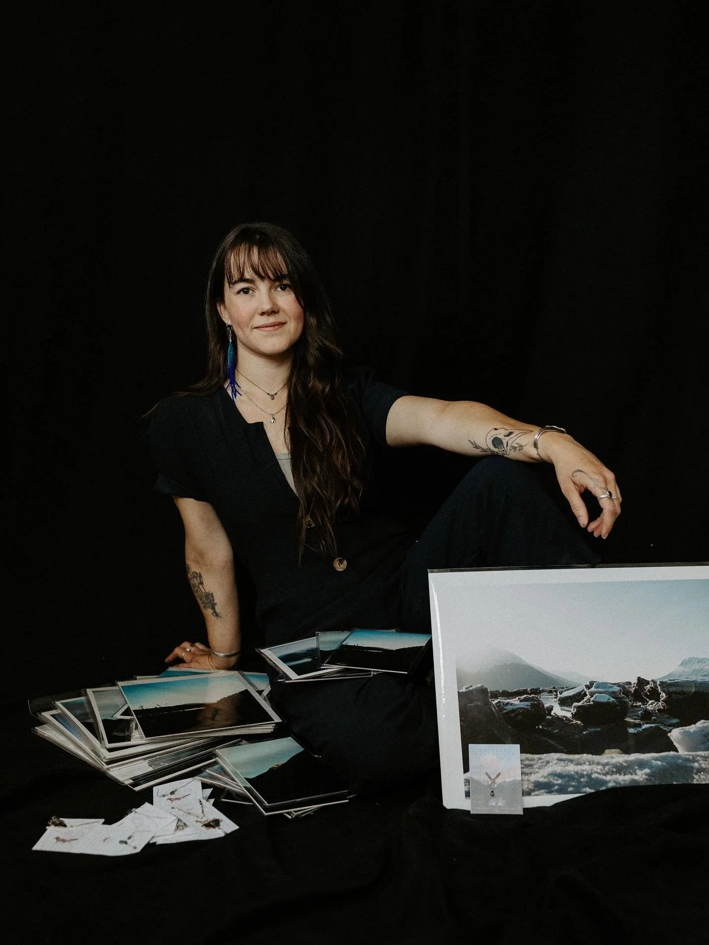 I haven&rsquo;t had my own photo taken professionally in a few years. @shayna_lloyd has been such an incredible human to meet and undoubtedly takes amazing photos. If you want some of my own photo prints and jewelry - or really wanting any local and 
