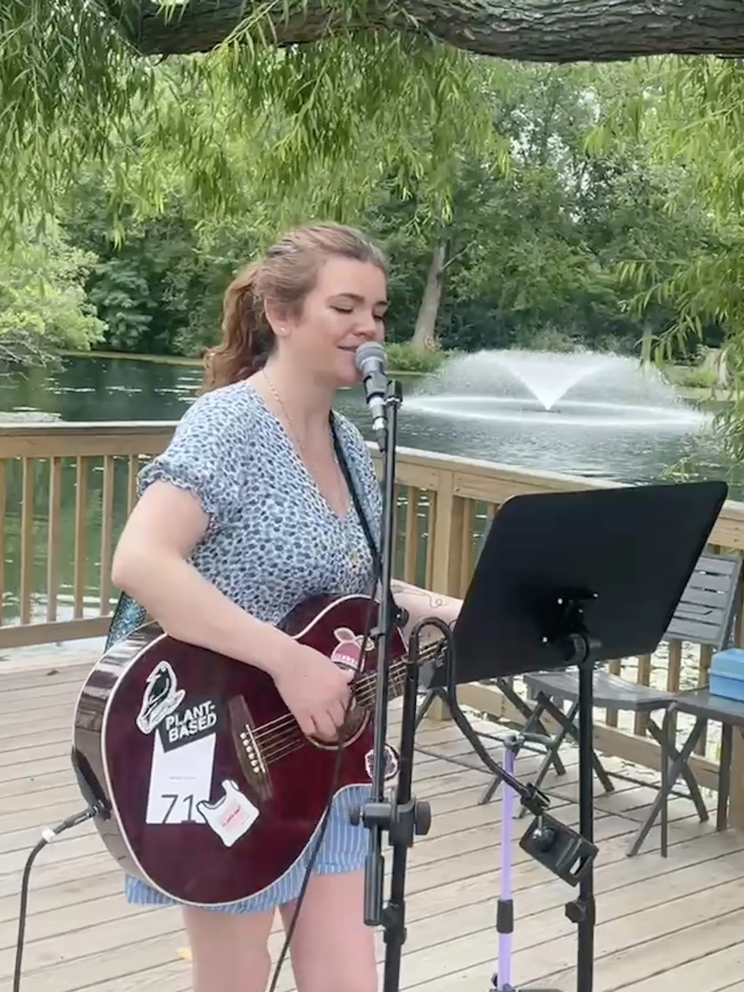 Honey Bee Gardens Farm | Downers Grove, IL