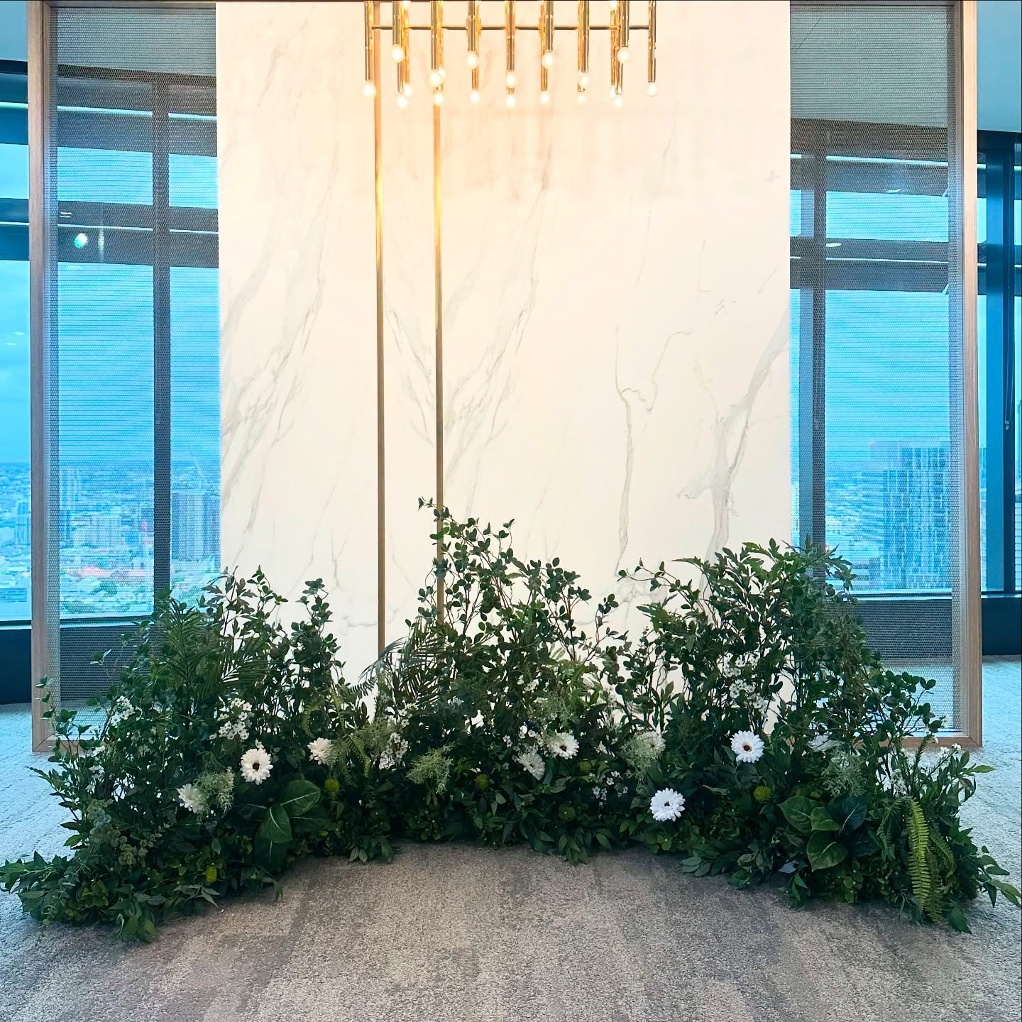 Our beautiful floor custom floral nest. 🍃🕊️