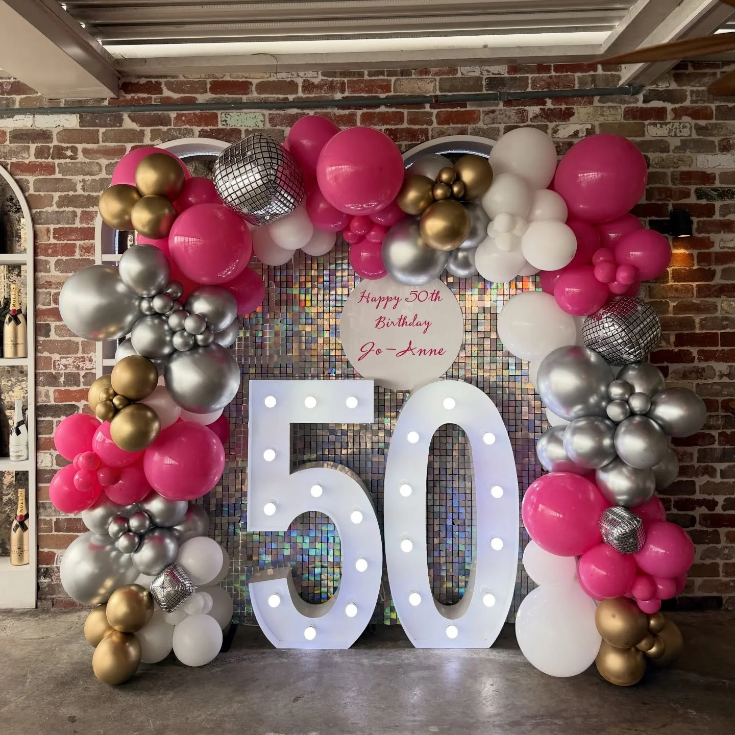 Fifty, fabulous &amp; shining ✨💖
Big balloons, bold vibes and a whole lot of sparkle for this fabulous 50th celebration 🪩🎈
Ready to make your milestone unforgettable?
✨ Bookings now open &ndash; DM to secure your date ✨

.
.

#50thBirthday #Fabulo