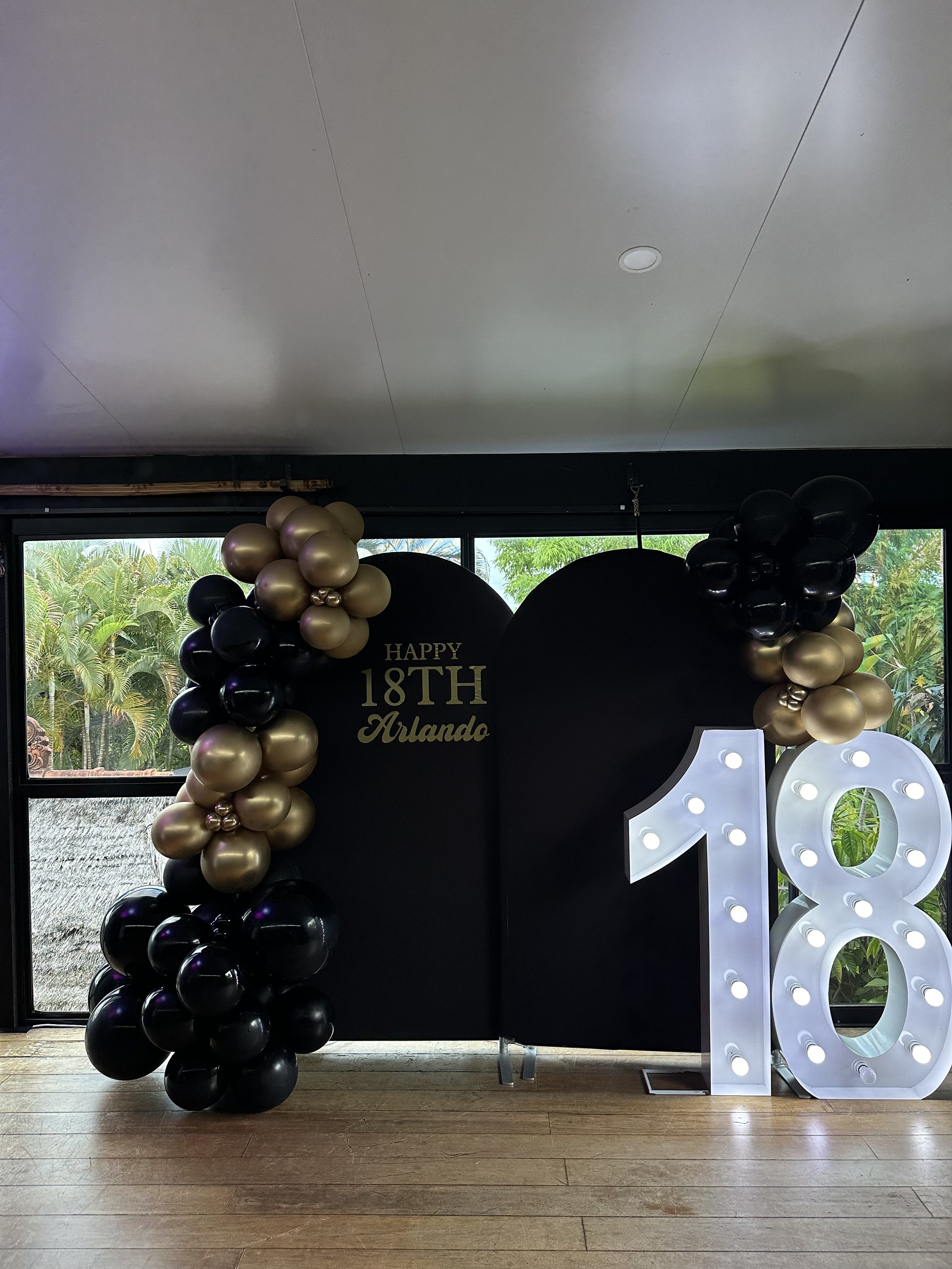 Cotton arch Duo with Light numbers $470 Price is subject to gst & delivery fee