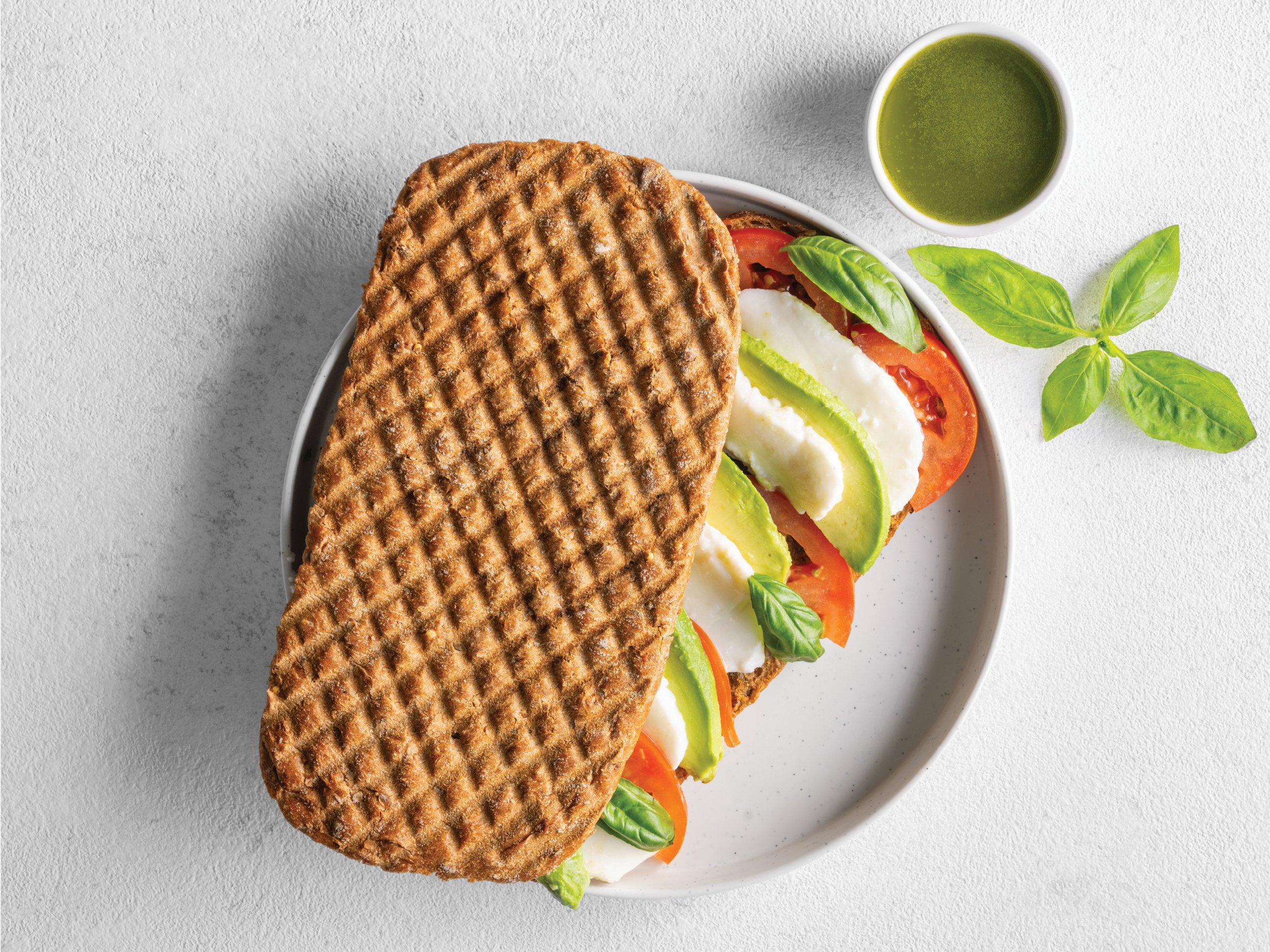  AVOCADO MOZARELLA.jpg