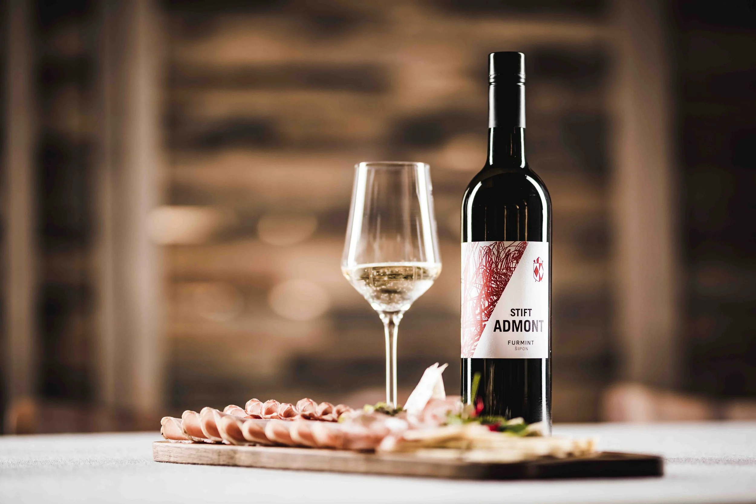 Dveri Pax-Furmint_©Thoms Sattler.jpg