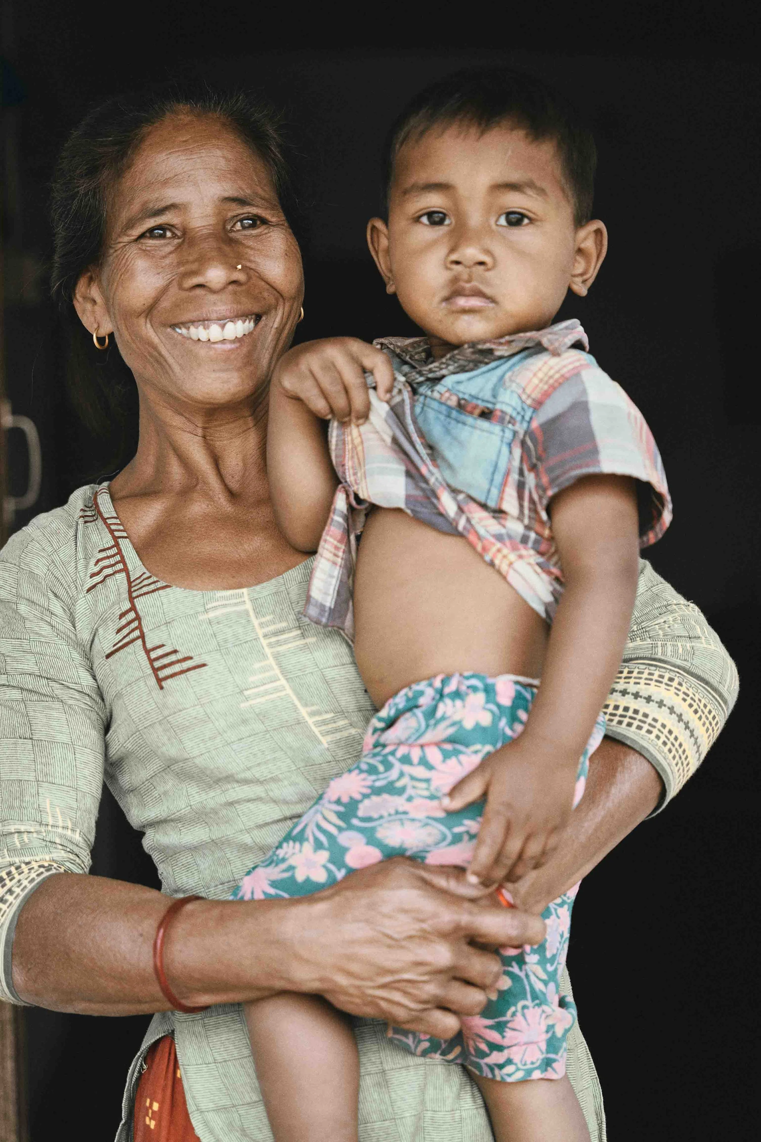Nepal_Mutter©Thomas-Sattler.jpg