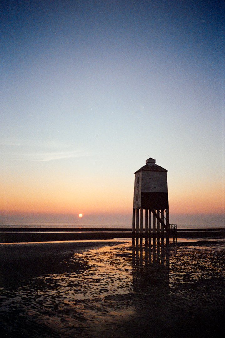 burnham on sea lighthouse during sunset
