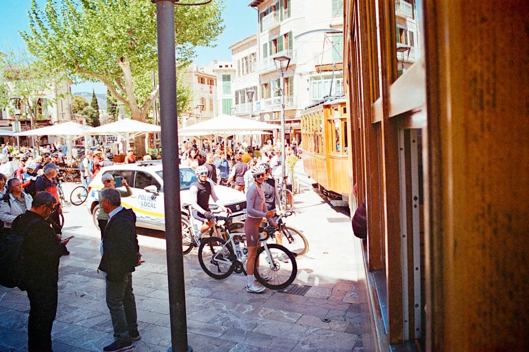 Soller trams going through town square