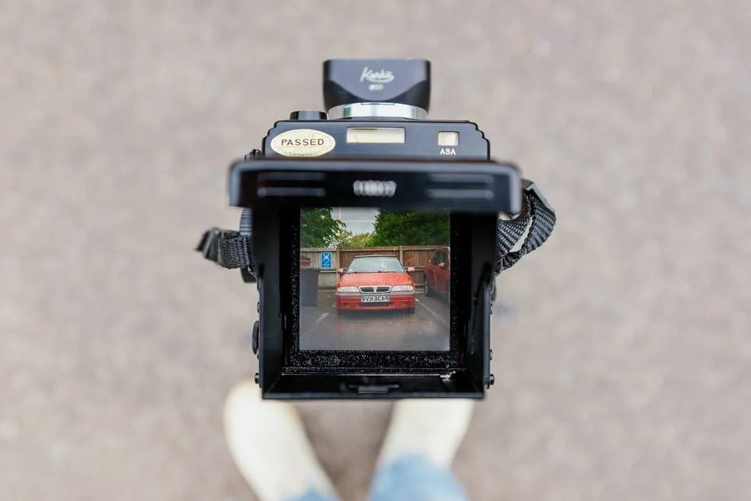 Yashica mat-124G camera waist level viewfinder