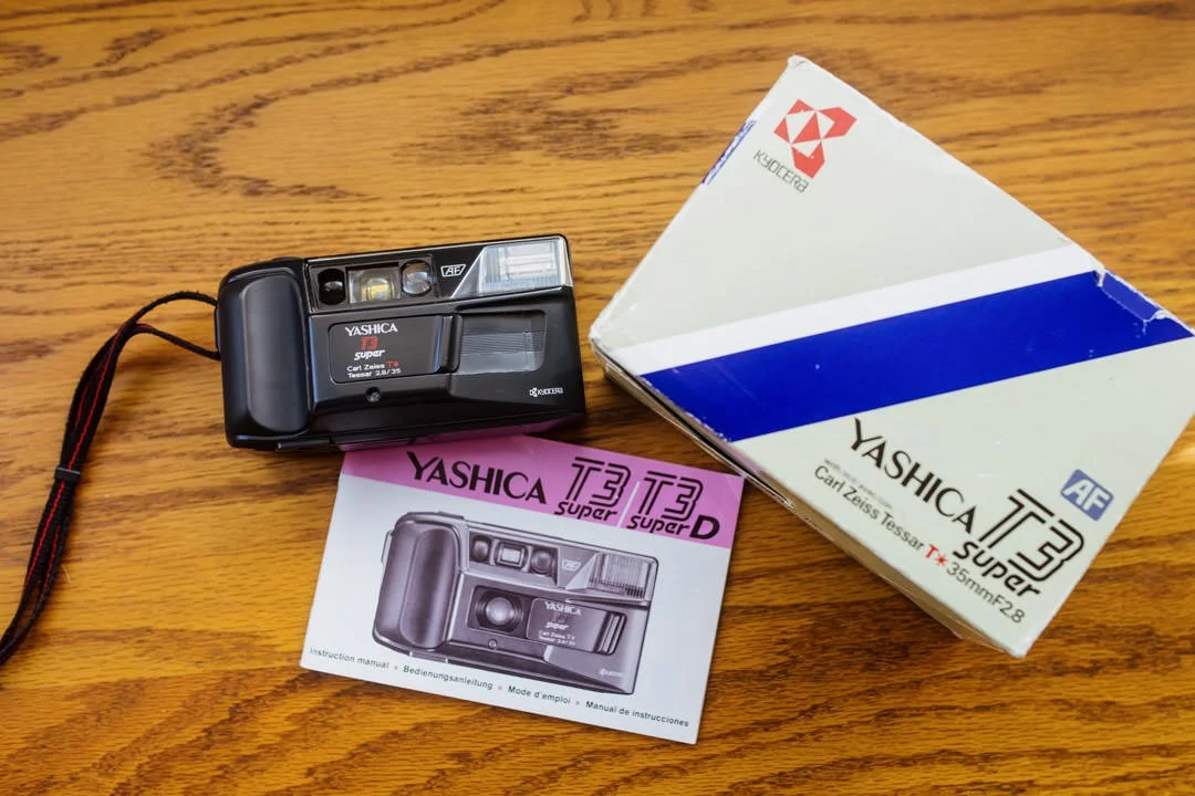 point and shot film camera with original box and manual