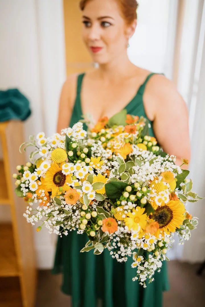 wedding flowers yellow and white