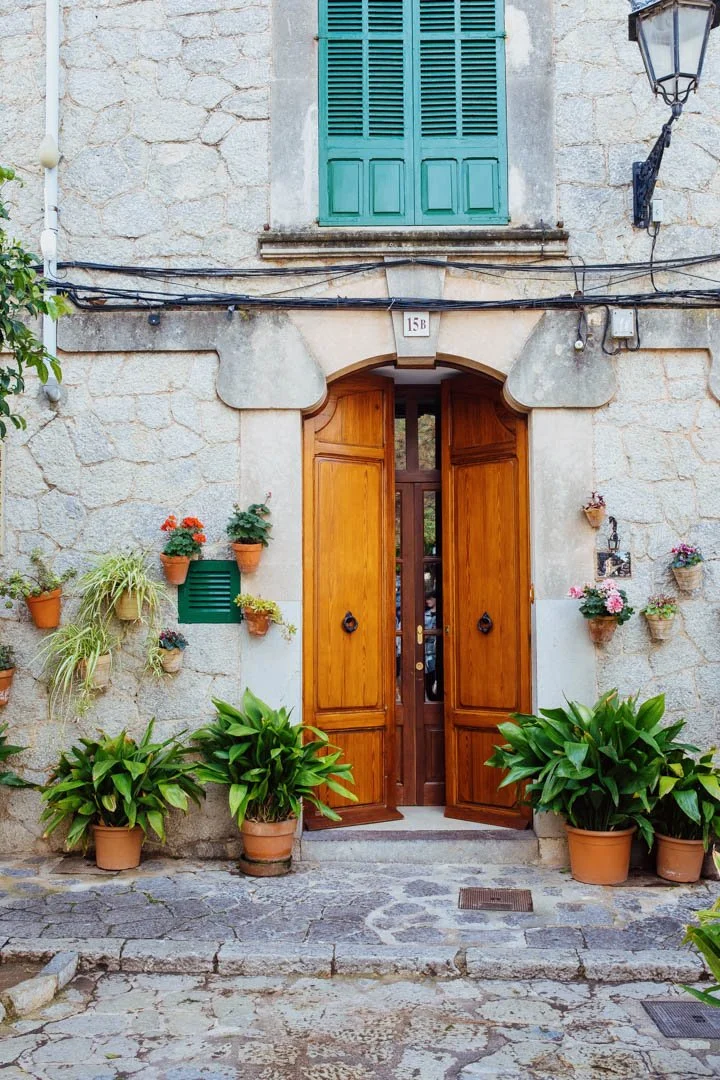 Valldemossa shops with flowers near doors