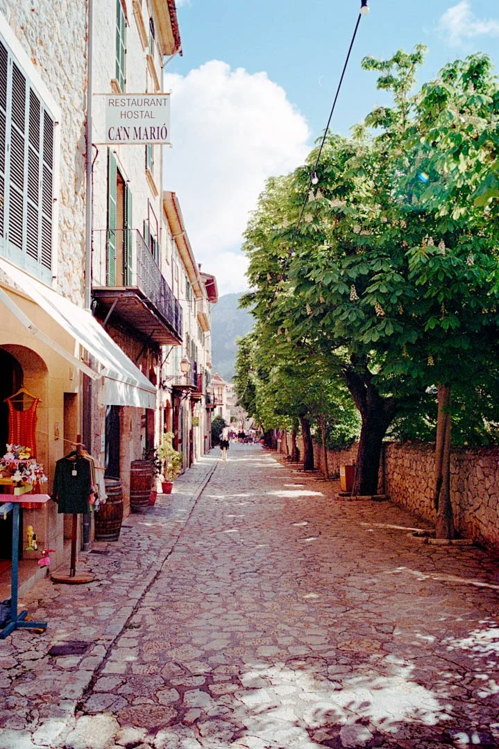 shops in high street valldemossa