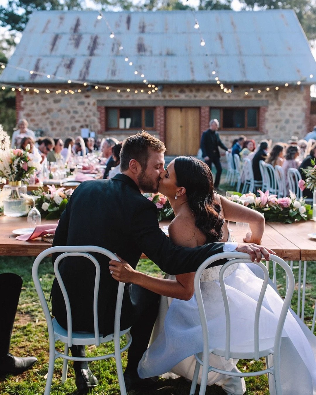 There&rsquo;s always one photo that sticks in your mind. One you remember taking and just knowing it was something special ✨ For me, it&rsquo;s this candid shot of Rhiannon and Jarrad, sneaking a kiss as the evening light wrapped around them and thei