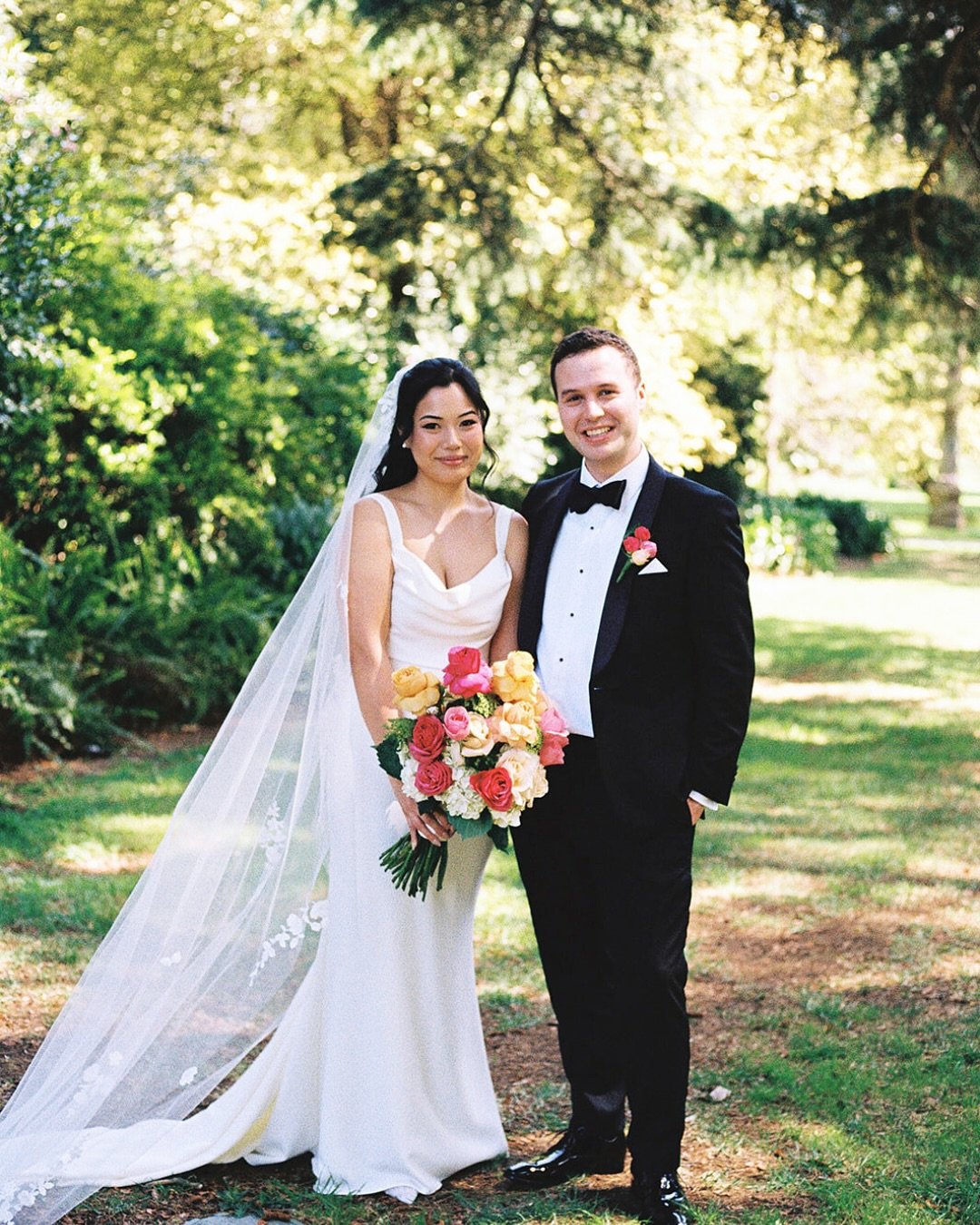 Something a little extra special. Chrissy &amp; Tom&rsquo;s wedding on 35mm film 🎞️

From quiet moments getting ready, to golden portraits in Fitzroy Gardens, a charming kombi ride, tea ceremony, vows, and their gorgeous reception at Ormond Hall&hel