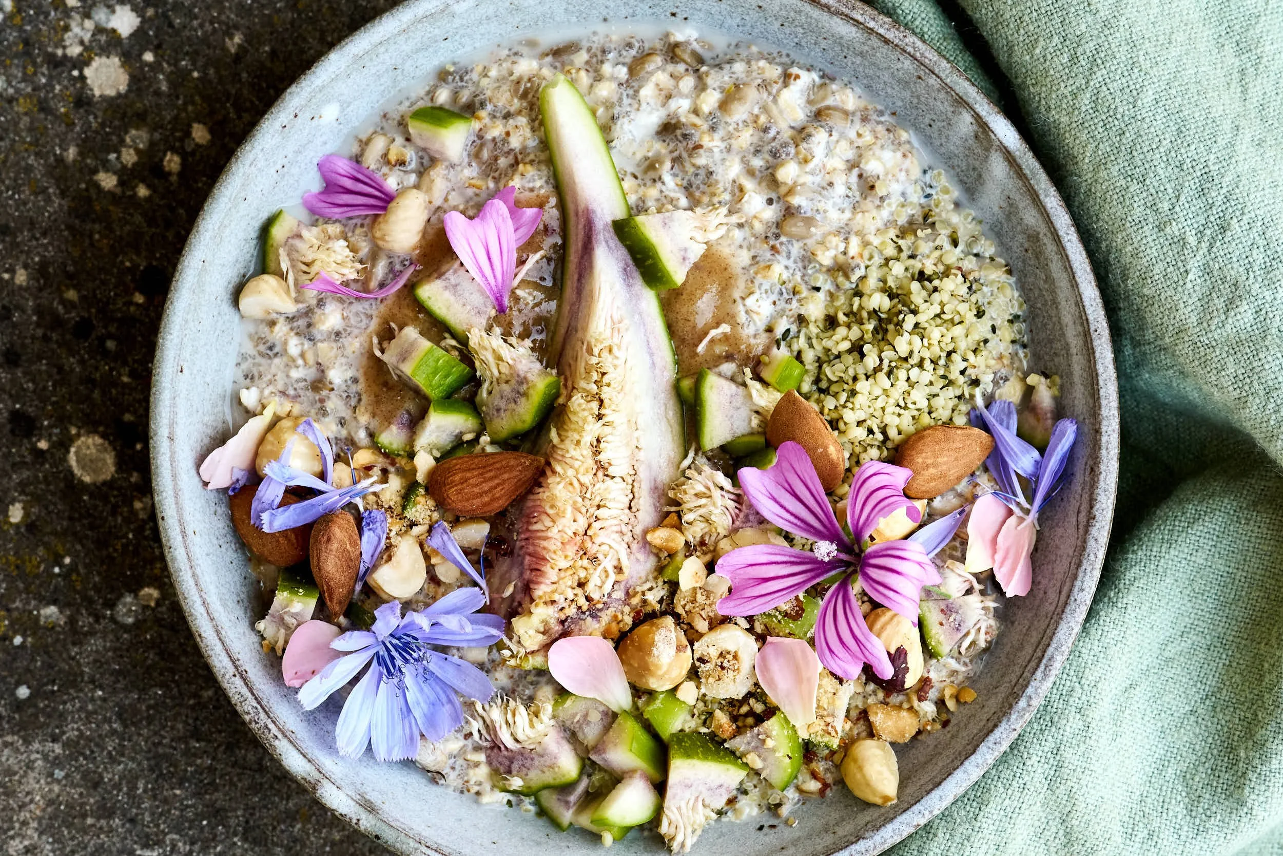 muesli-vegan-feige-blueten.jpg