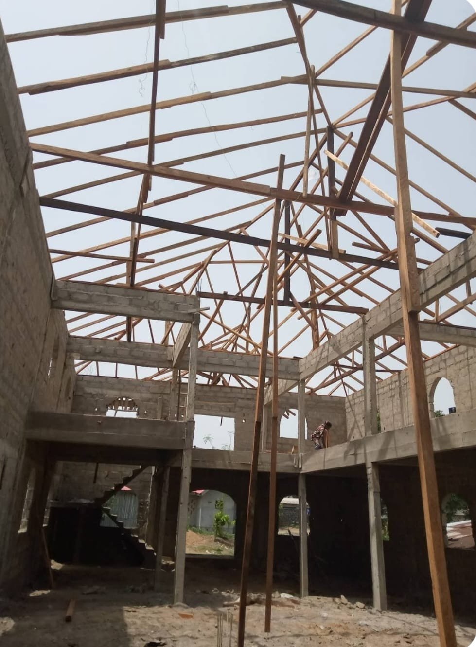 ROOFING WORKS