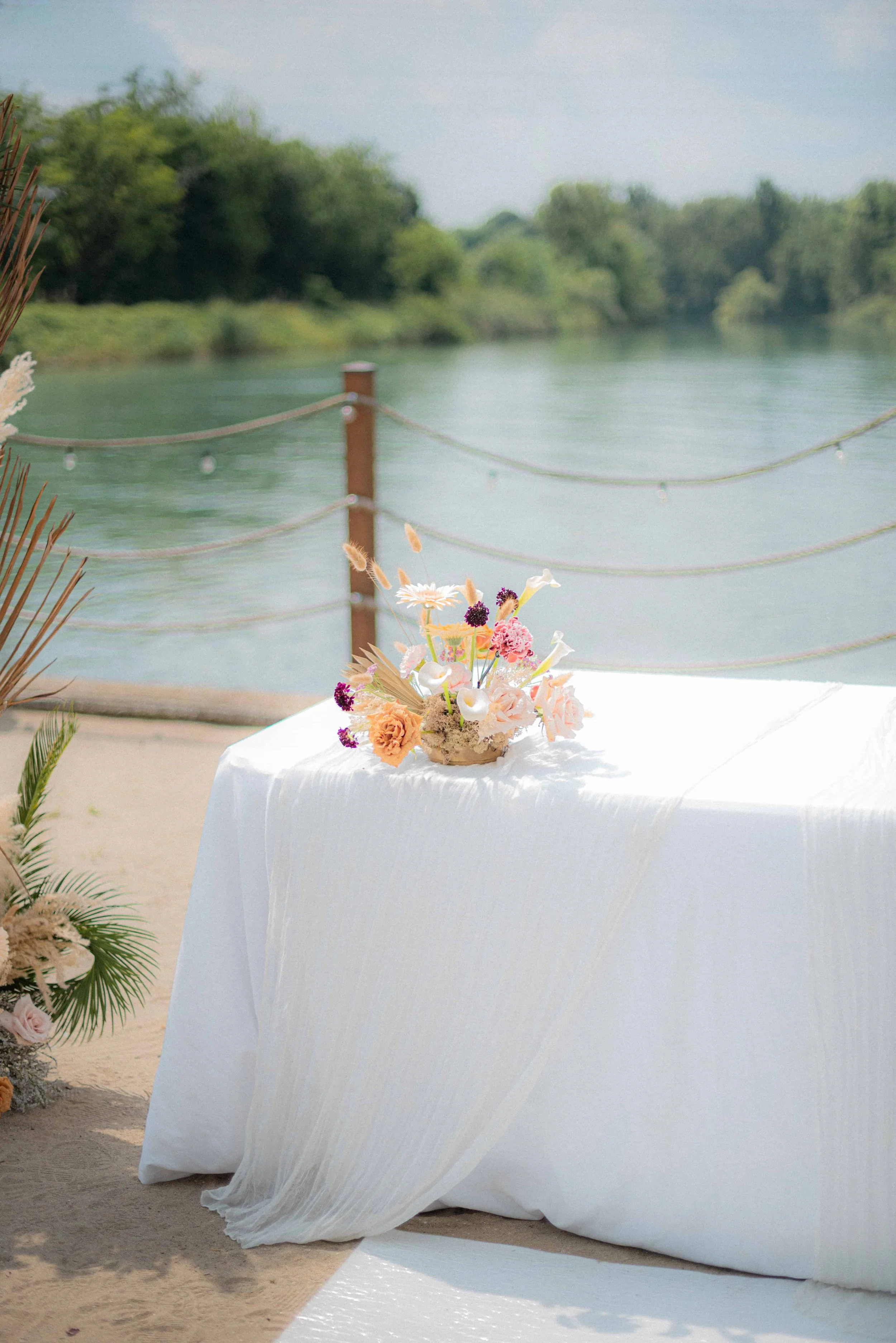 trauungstisch-blumen-villa-dei-mulini-verona-hochzeit.jpg