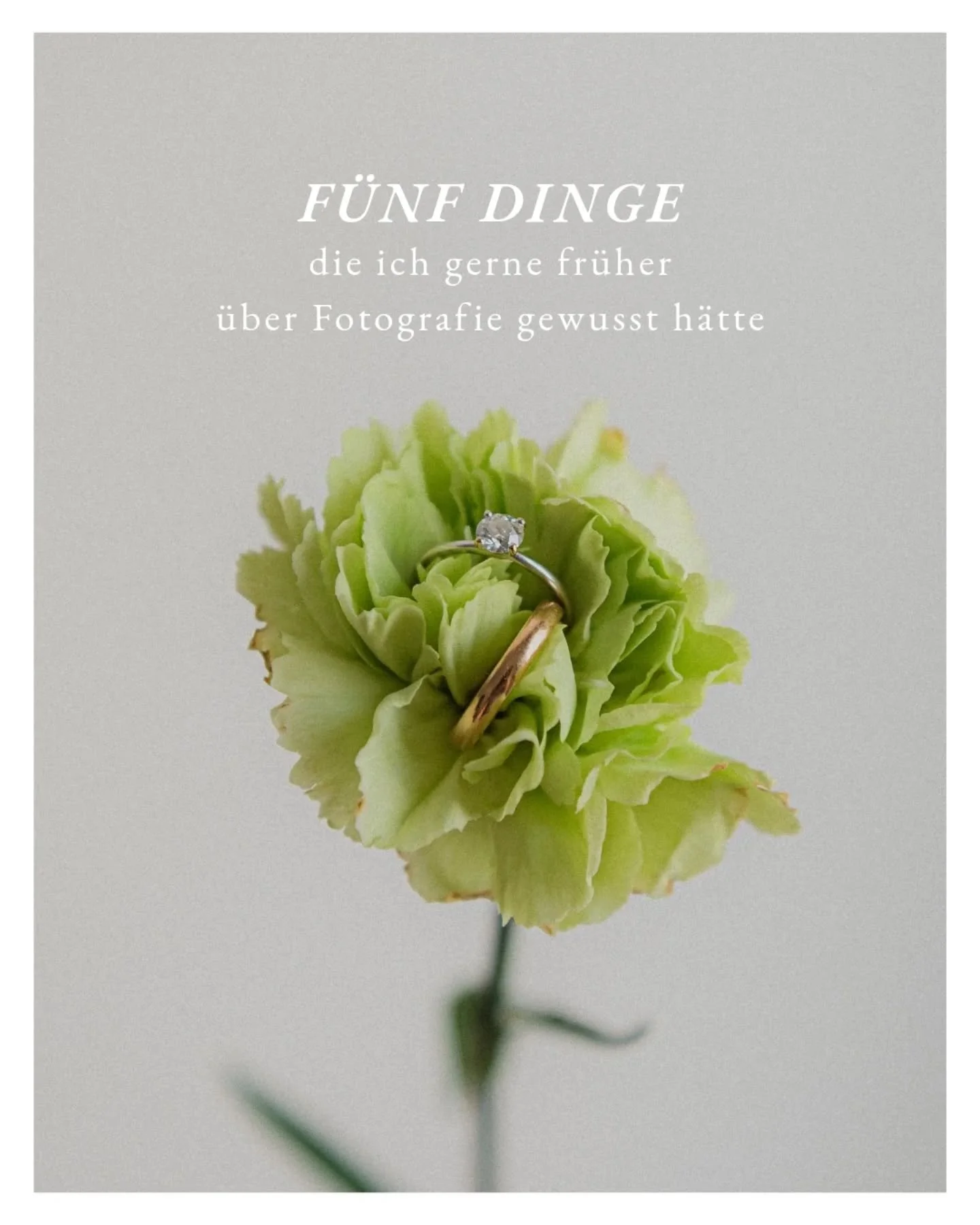 Lange dachte ich, dass irgendwann der Moment kommt, an dem ich die Fotografie komplett verstanden habe.
Dass ich mich nicht mehr mit anderen vergleiche. Dass ich immer sicher in meiner Arbeit bin. Dass mein Stil pl&ouml;tzlich ganz klar wird.
So war 