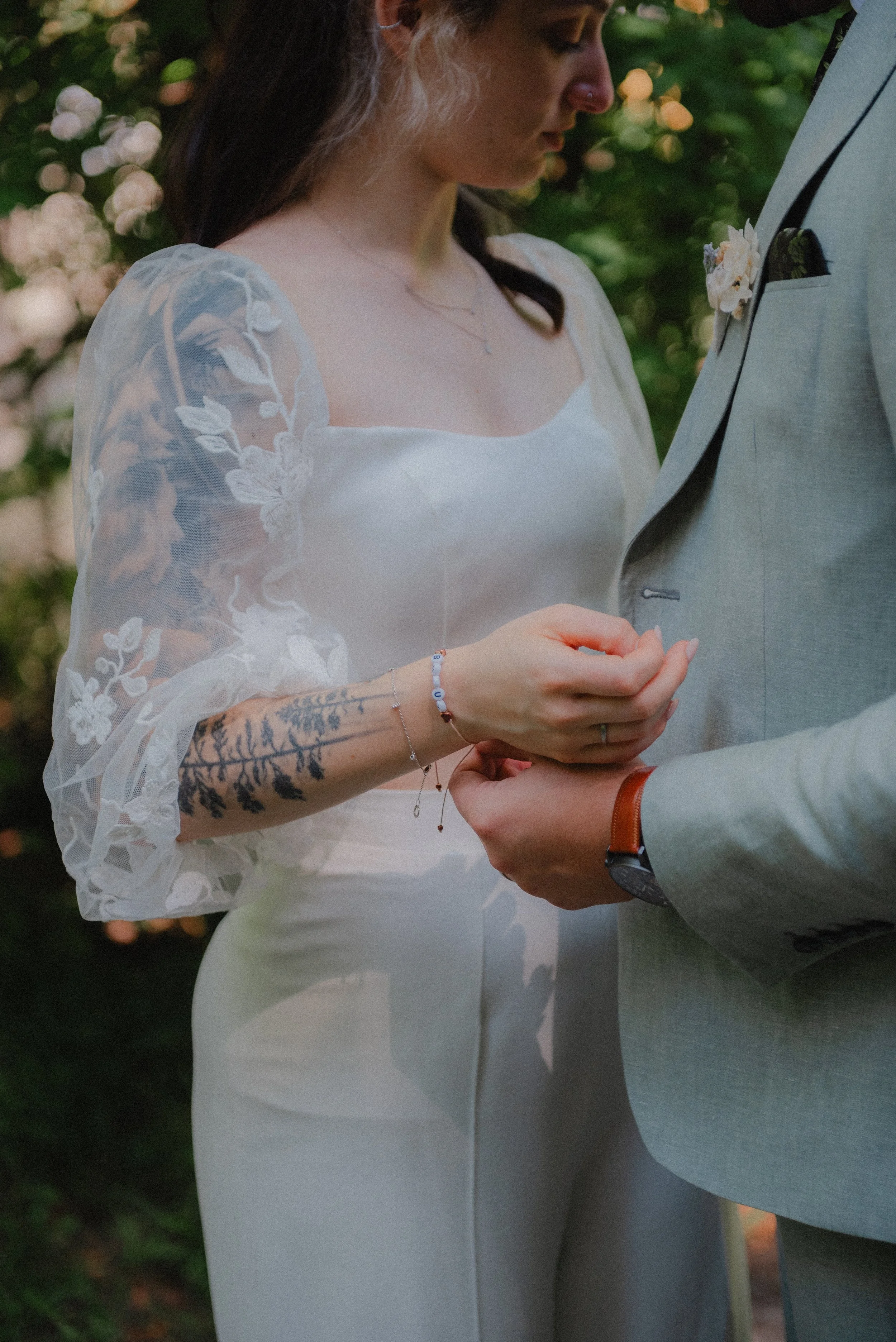 Hochzeit-Englischer-Garten-Muenchen-Paarfoto-38.jpg