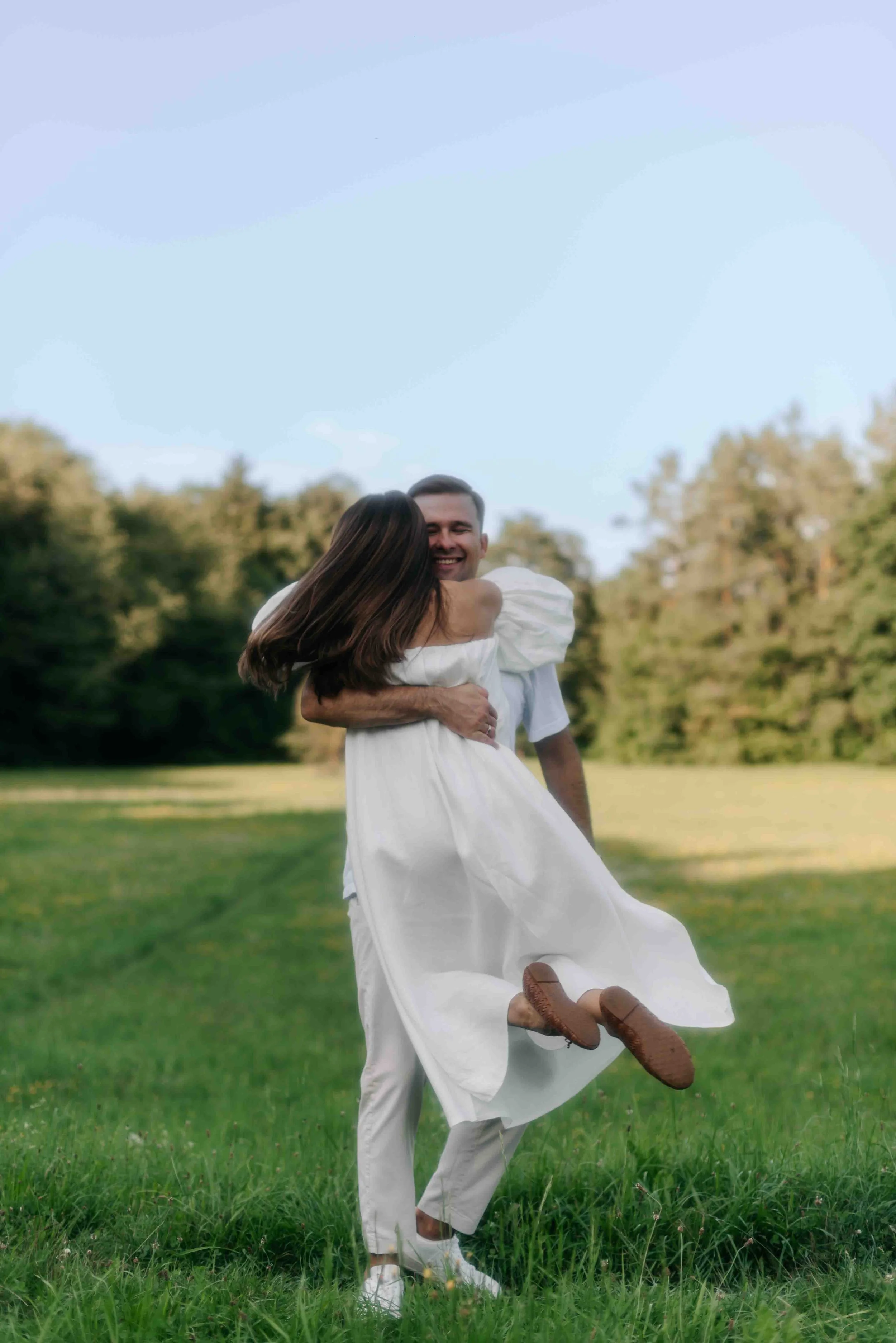 Verlobungsfotograf-und-Paarfotograf-Muenchen-Bayern-Pasing-Sommershooting-10.jpg