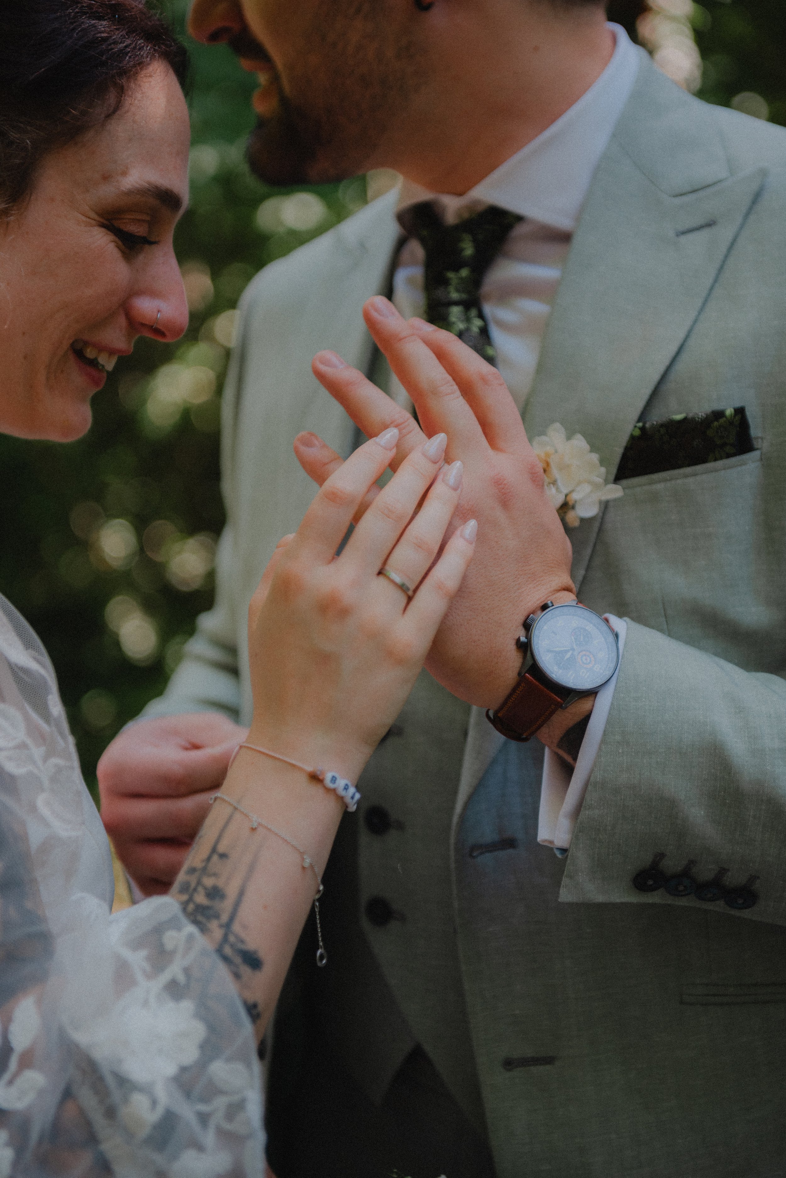 Hochzeit-Englischer-Garten-Muenchen-Paarfoto-37.jpg