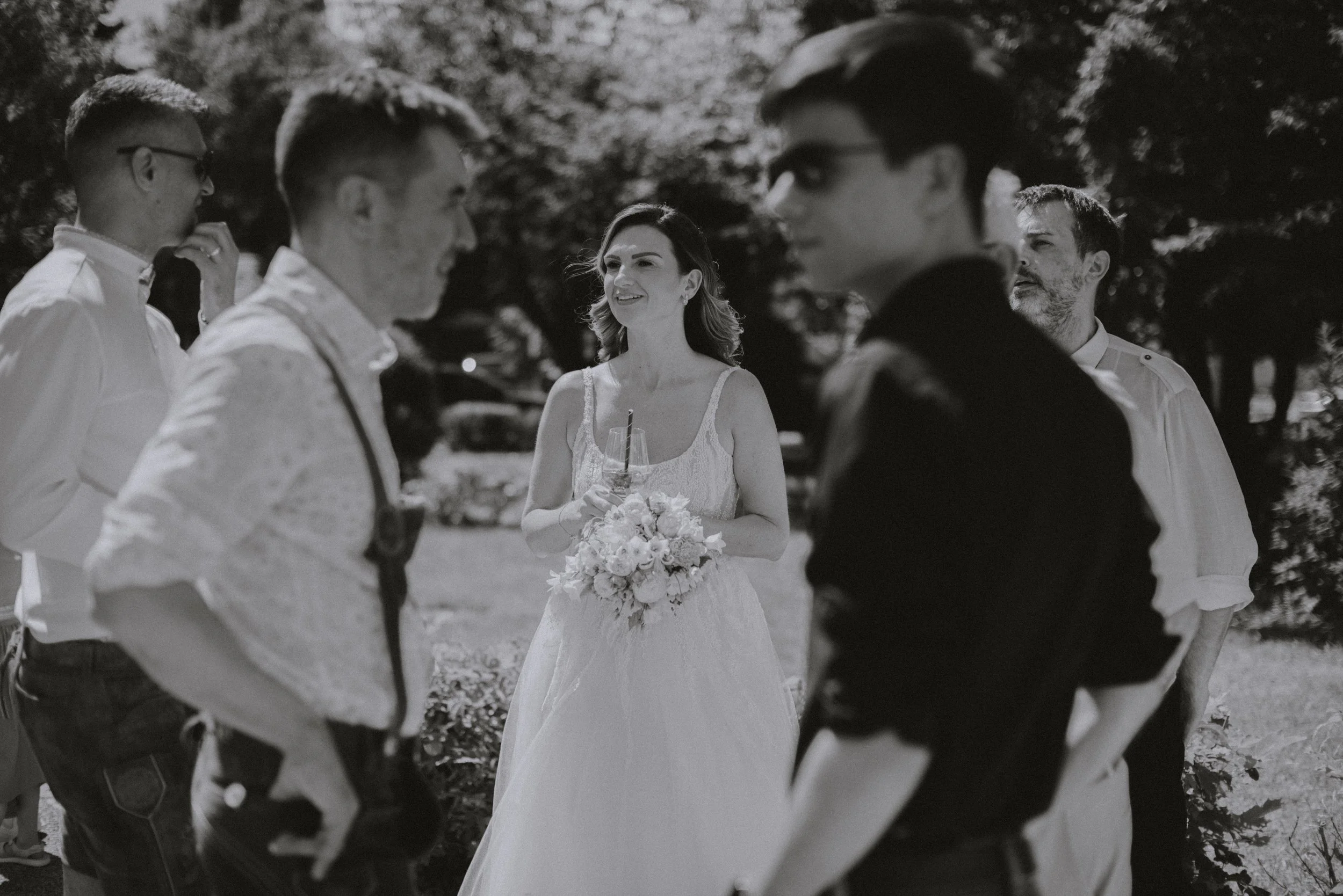 braut-hochzeit-gaeste-empfang.jpg