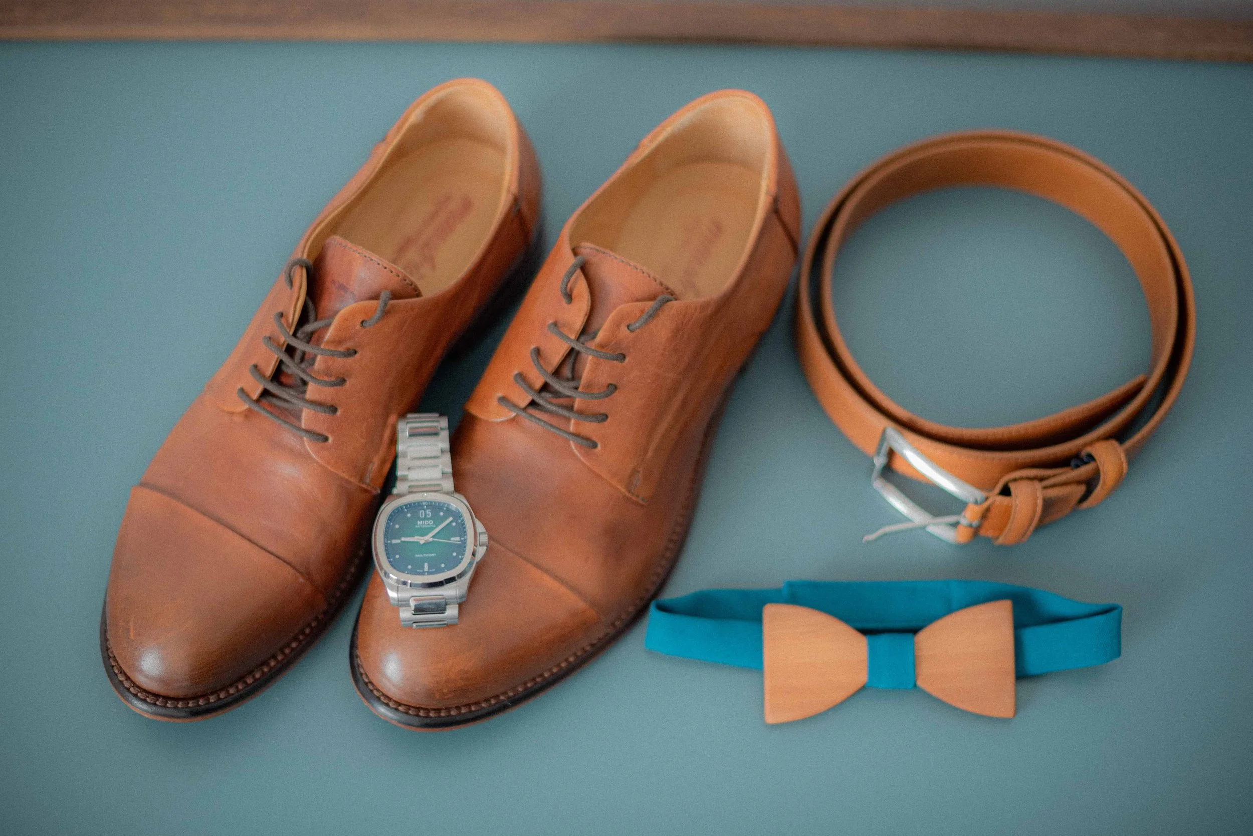 braeutigam-accessoires-hochzeit-italien-details.jpg