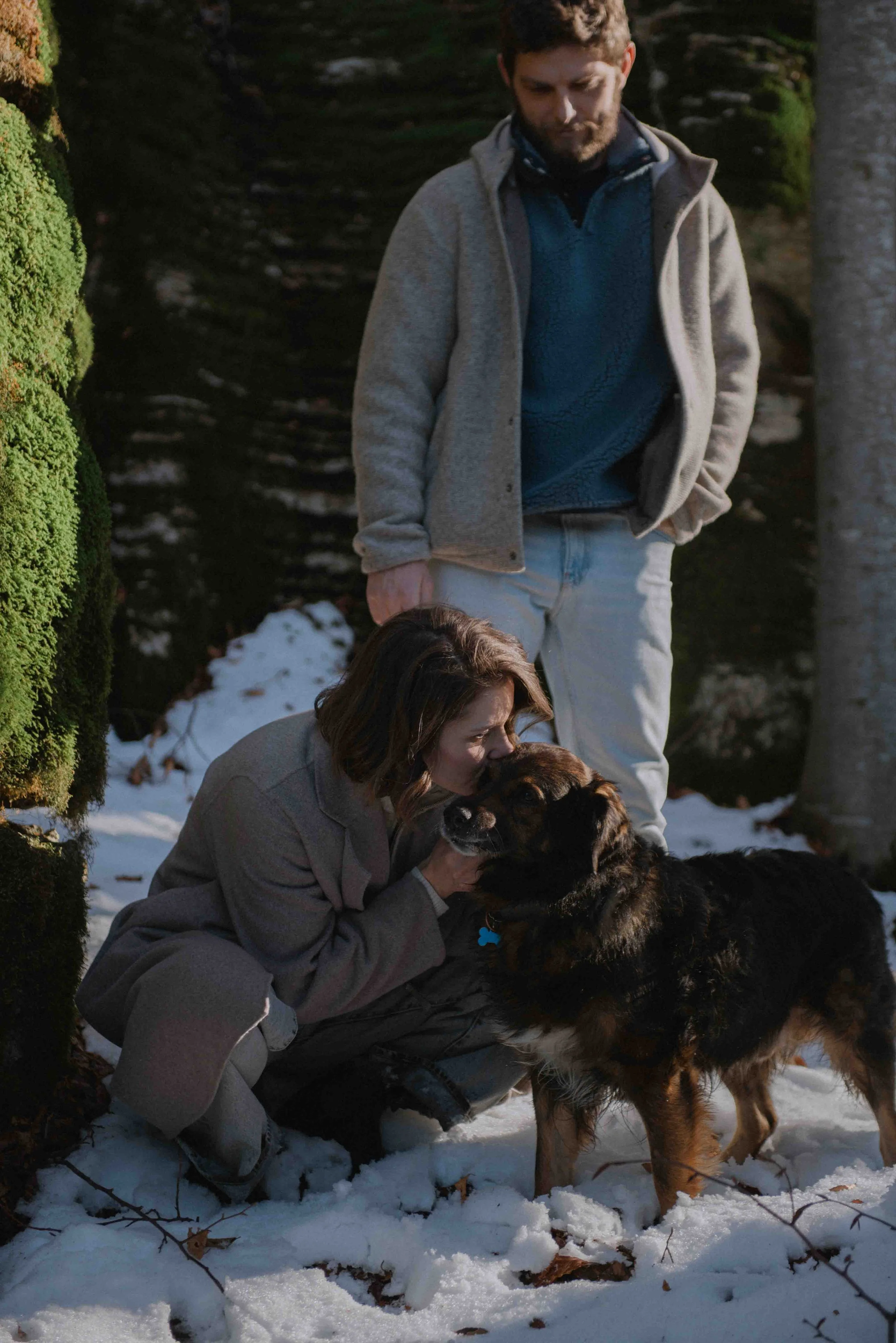 Paarshooting-in-die-Berge-mit-Hund-7.jpg