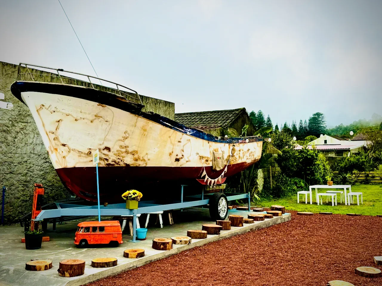 Carioca Breezy Food-Boat - Sete Cidades, Azores