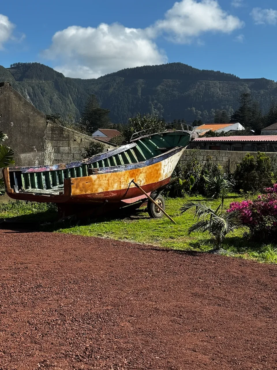 Carioca Breezy Food-Boat - Sete Cidades, Azores
