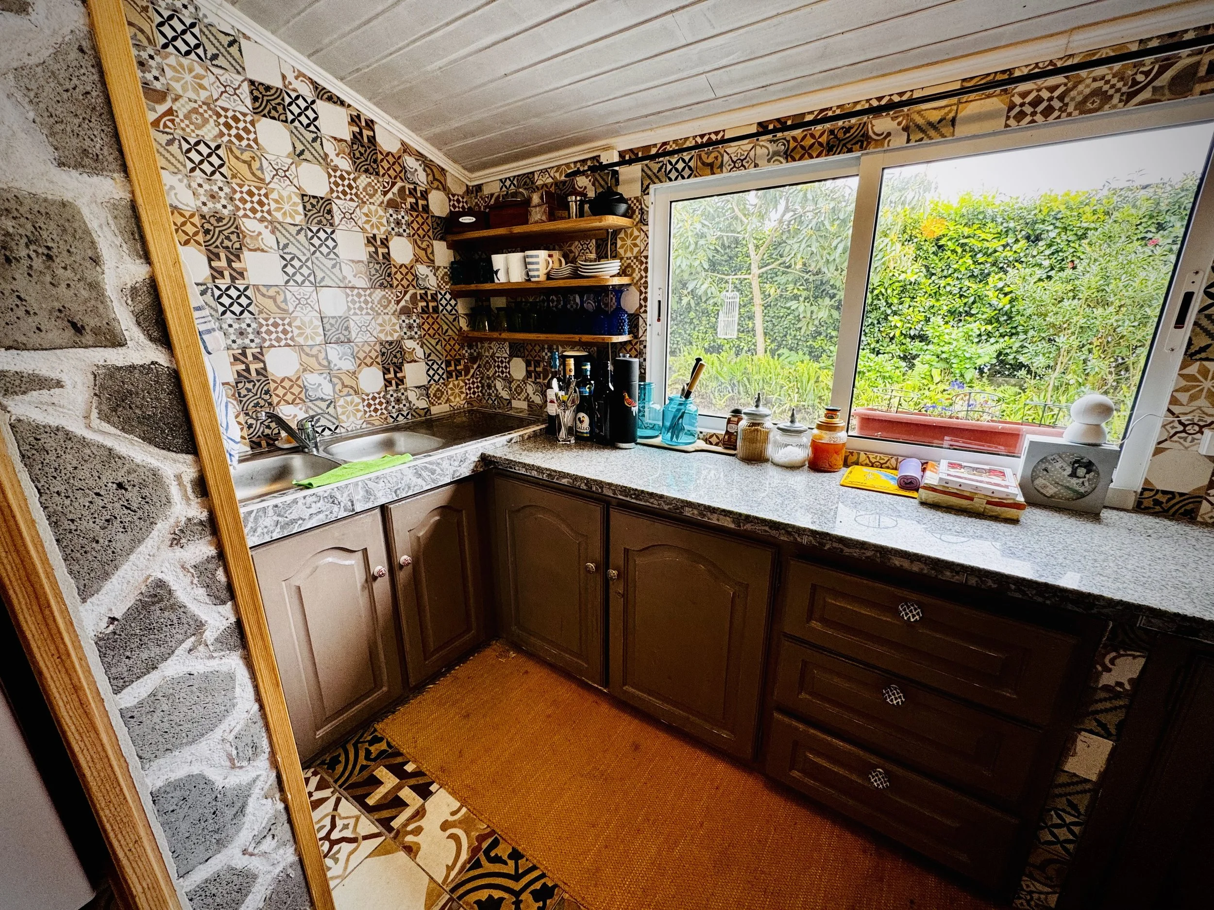 Kitchen: Crater's Artist Residency