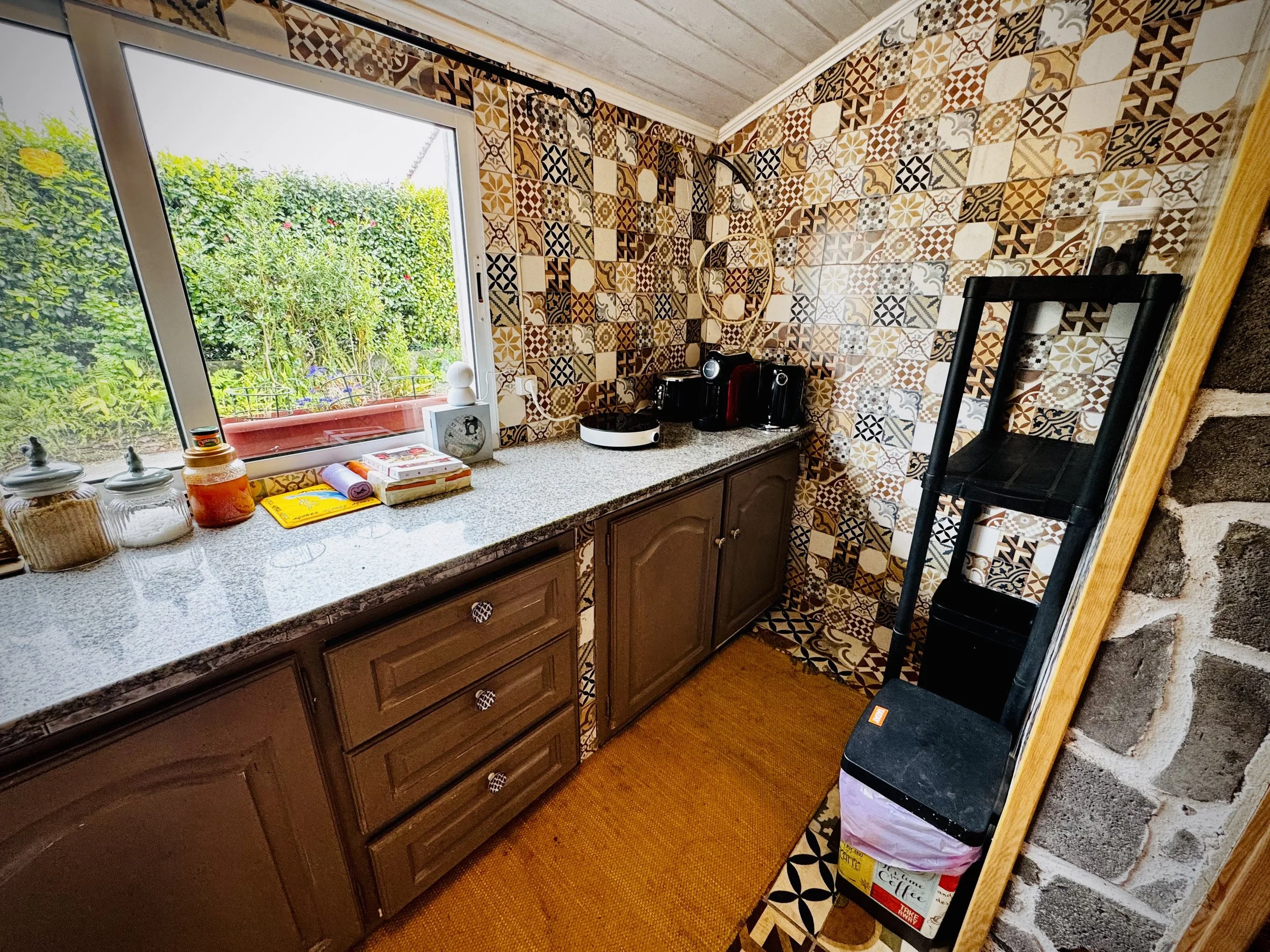 Kitchen: Crater's Artist Residency
