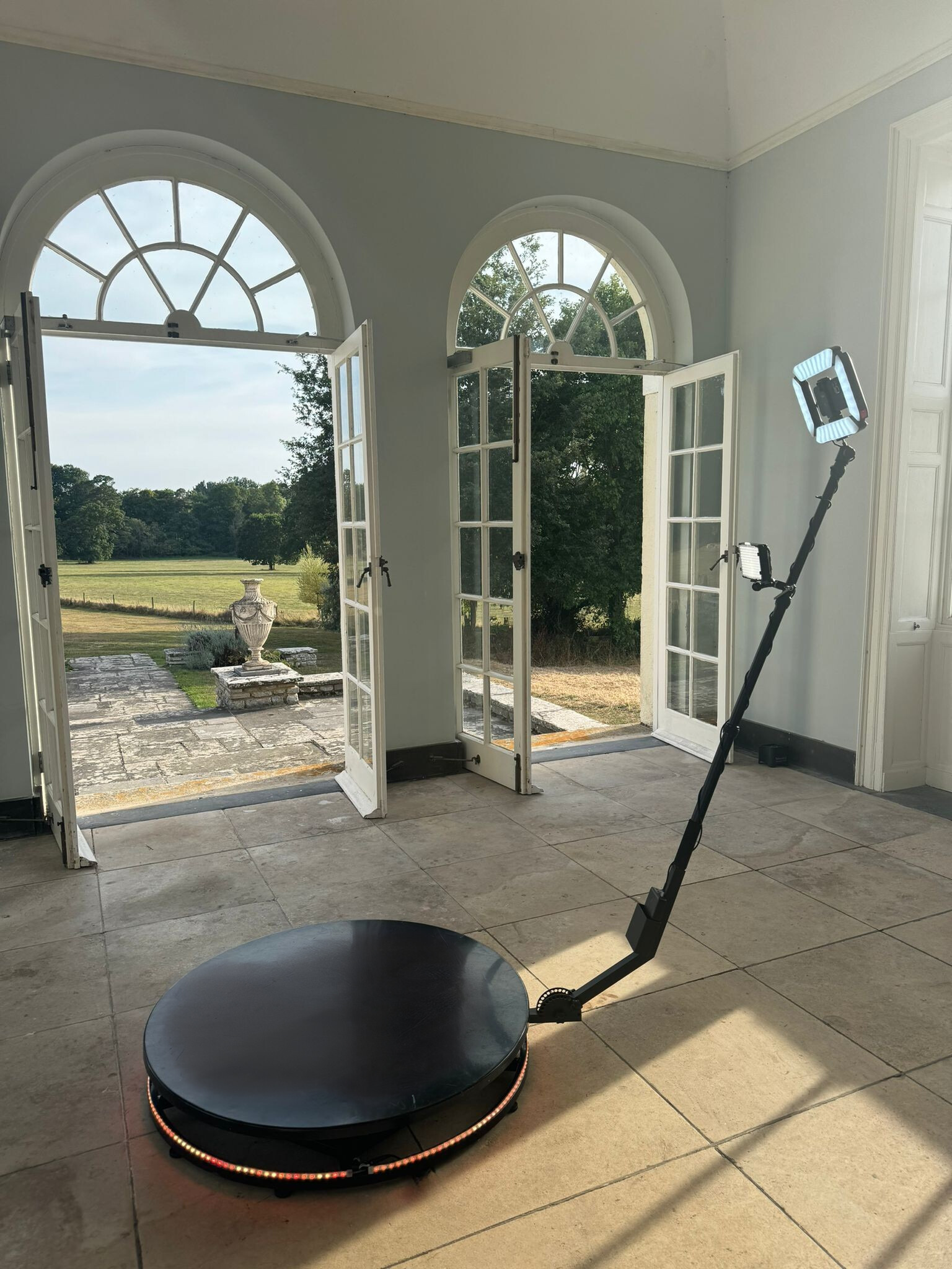 360 video booth in Rockbeare Manor.