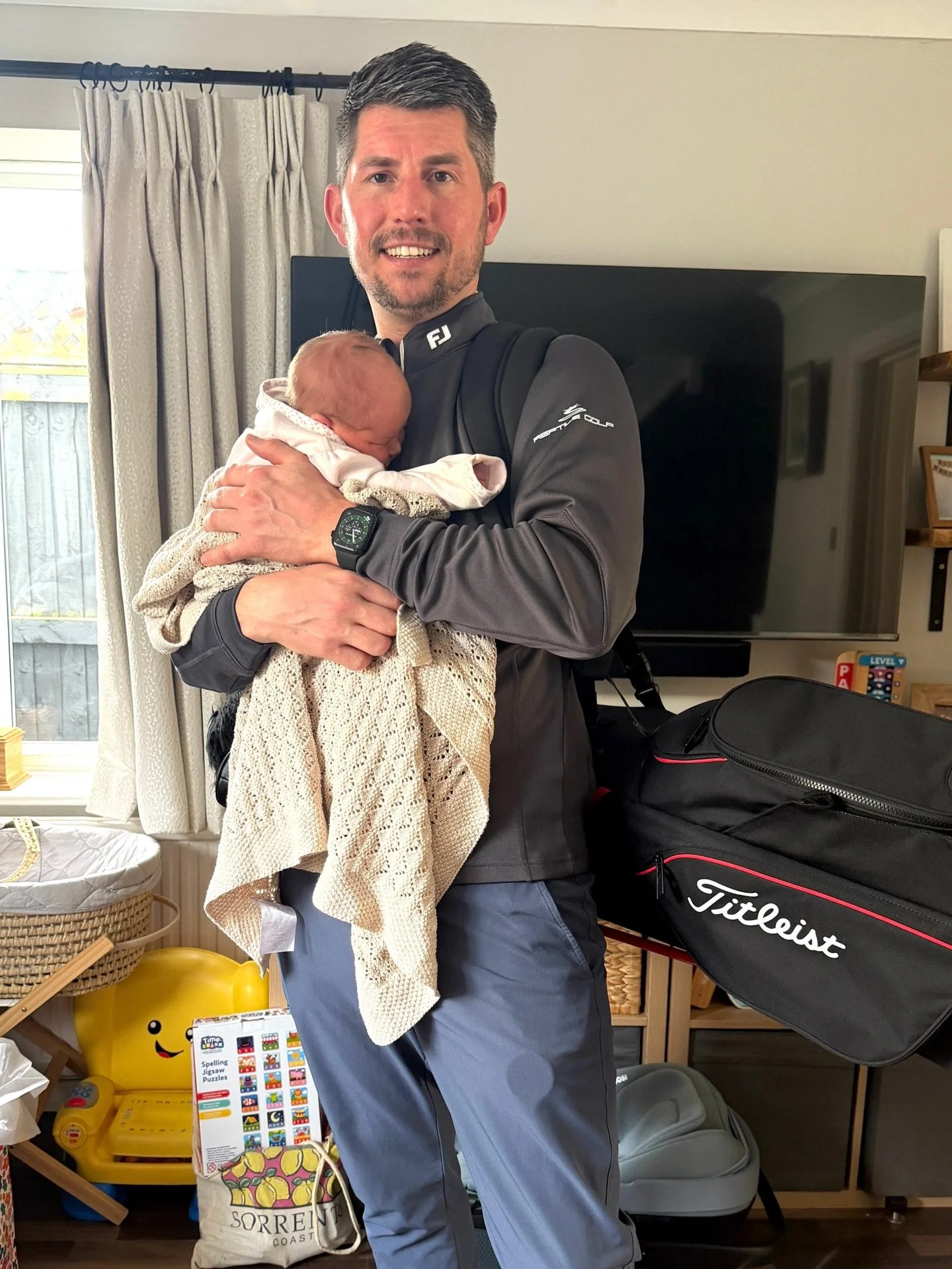 The newest Excite Hub recruit has arrived 👶🏼⛳️
Already booked in for her first tee time&hellip; we&rsquo;ll give her a couple of weeks.

Huge congratulations to Gareth and his family.

While he takes some well-earned time off to be with them, you&r