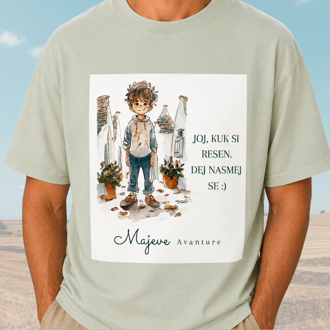 Oversize unisex majica iz serije Majeve avanture: Maj v Alberobello
