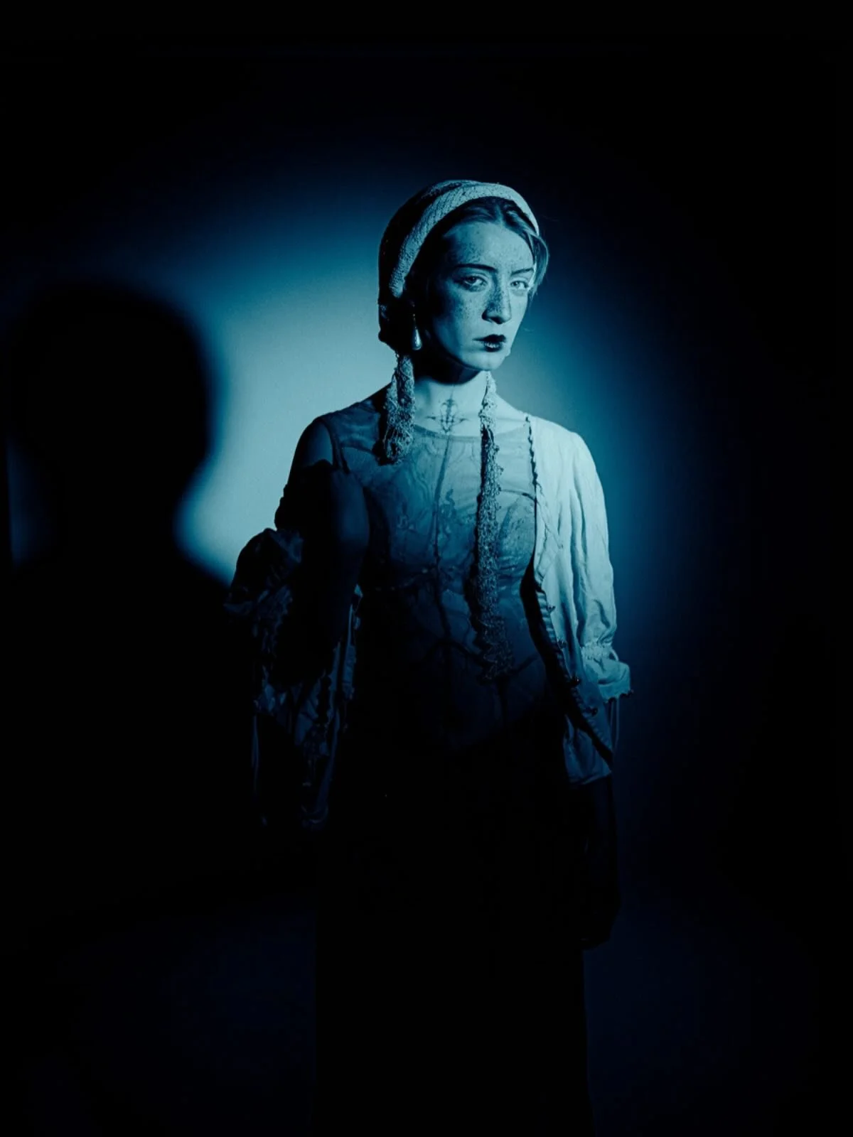 Studio Portrait Session con @kiaskina a @carboneria_studio

#portrait #portraitsession #portraits #portrait_vision #portraitphotography #portraitstyles_gf #portrait_shots #portraitfolk #portrait_vision #portraitcollective #portraitcollective #portrai