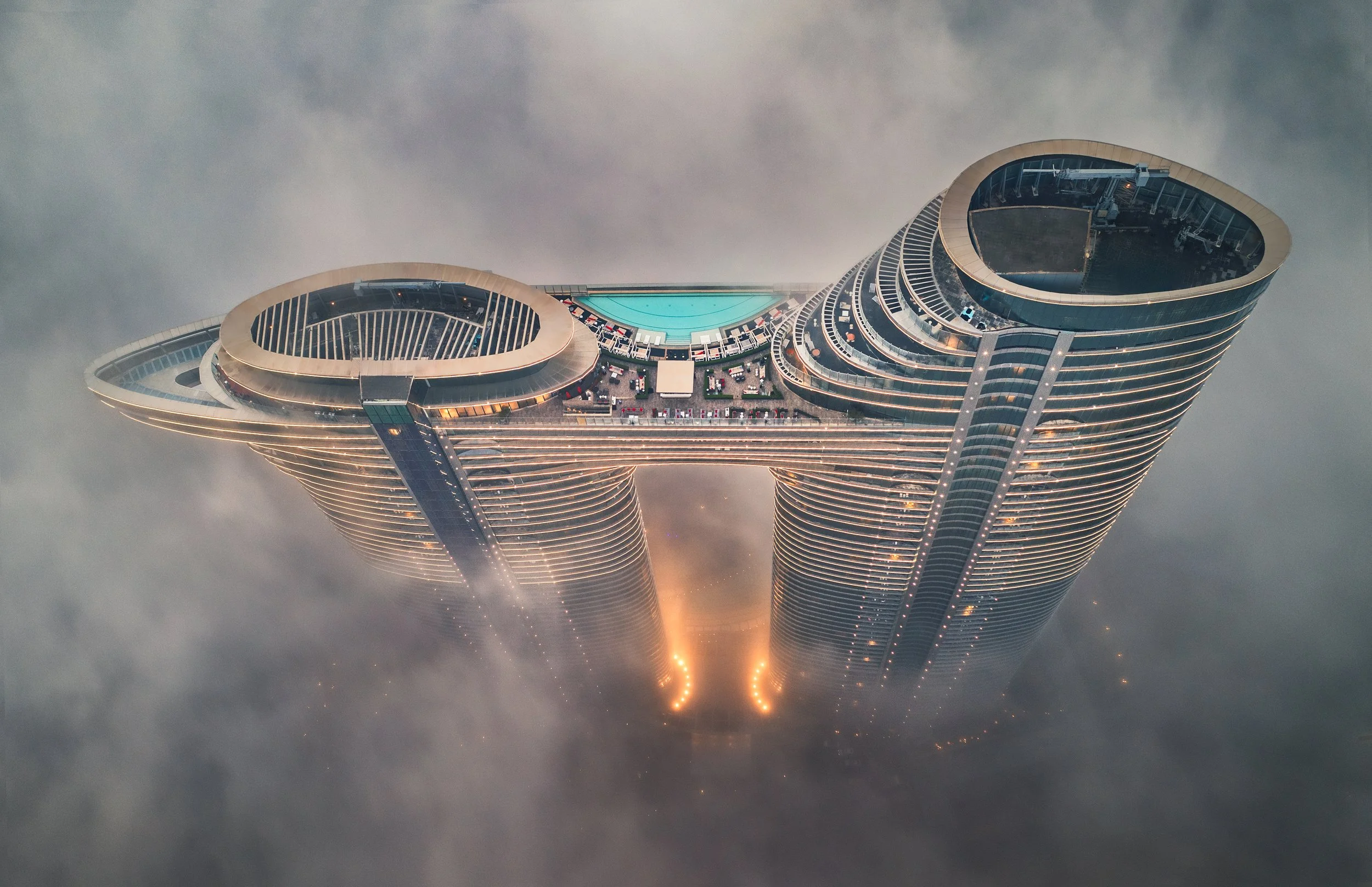 address-skyviews-hotel-aerial-fog-day-dubai-sarab.jpg